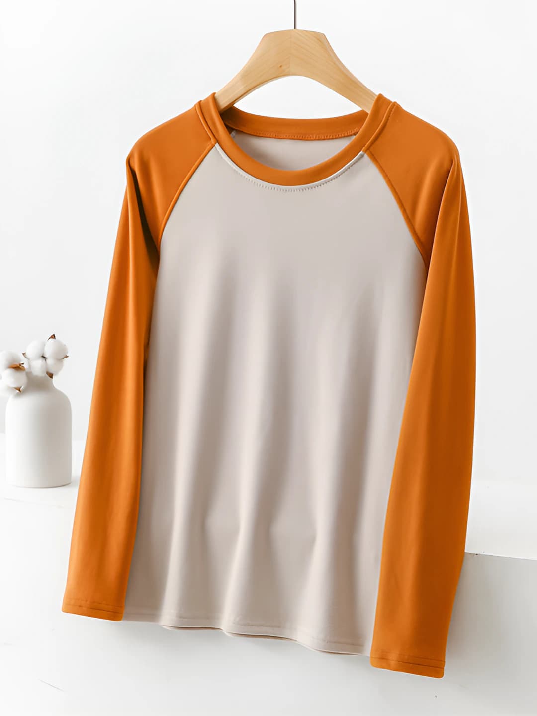 Khaki-orange