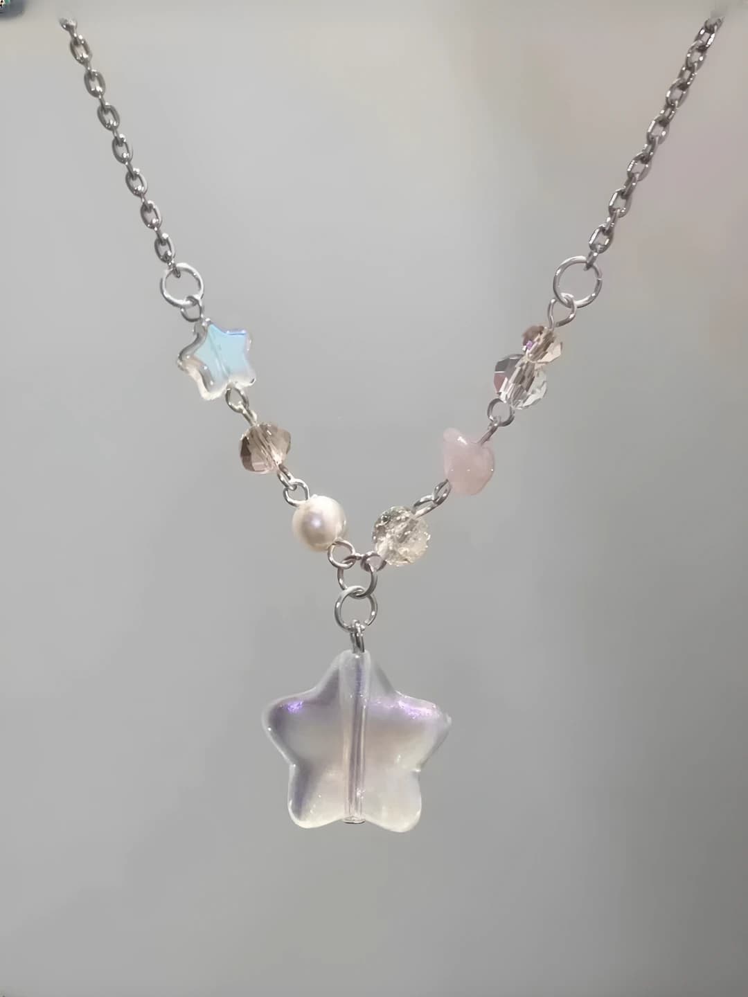 Clear star necklace