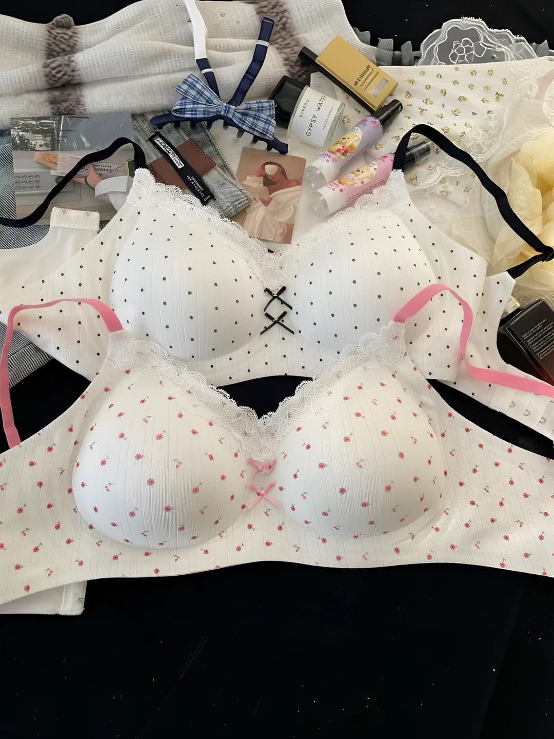 Women's lace bra, seamless, breathable, side breast gathering, small bust enlarging, wireless