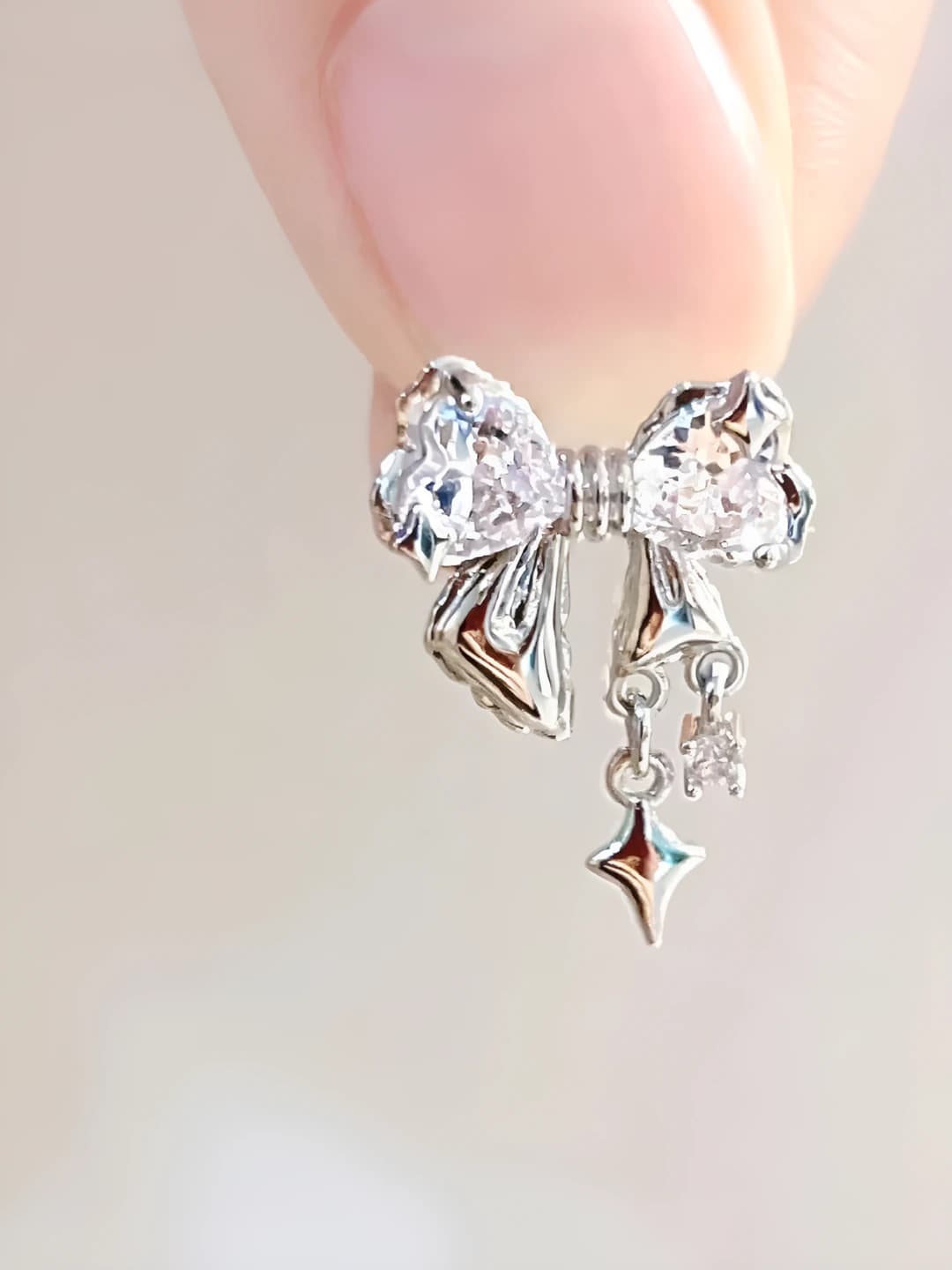 0228 Ear clips