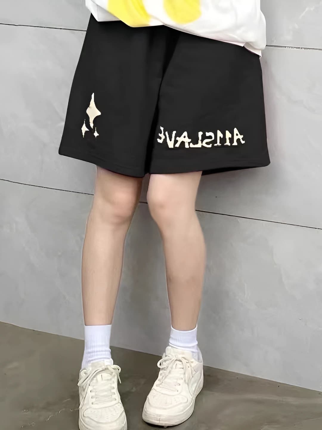 0026 Black Short Shorts