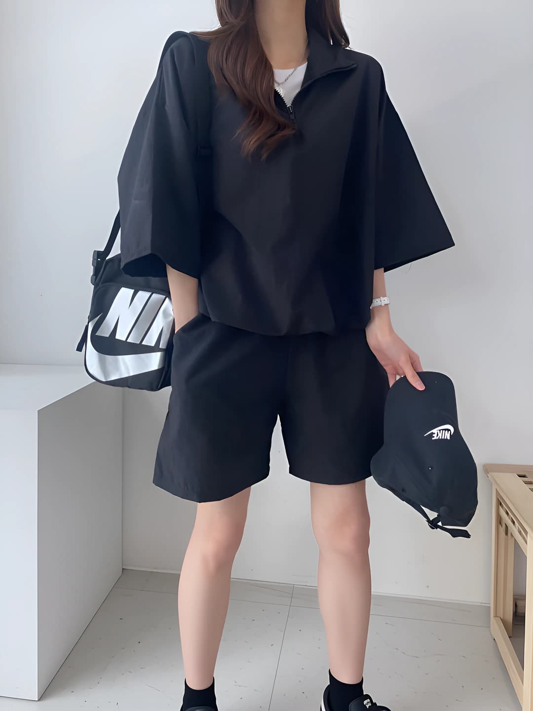 073 Black (Top + Pants)