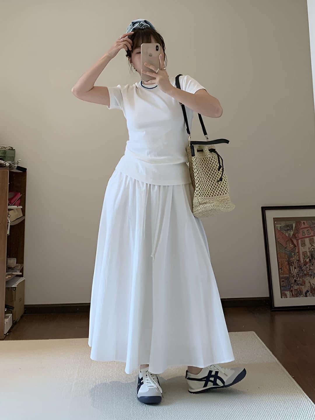 Women's summer crew neck short sleeve solid colour slimming t-shirt