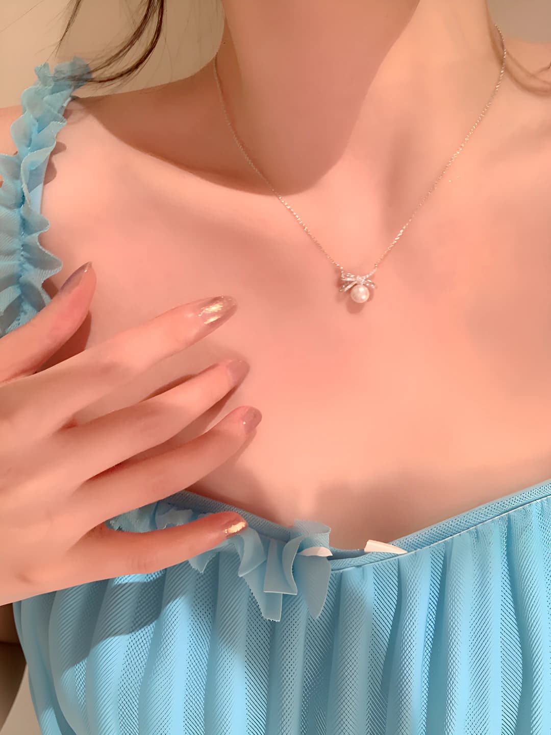 Women's short chain with pearls and bow in Korean style for summer