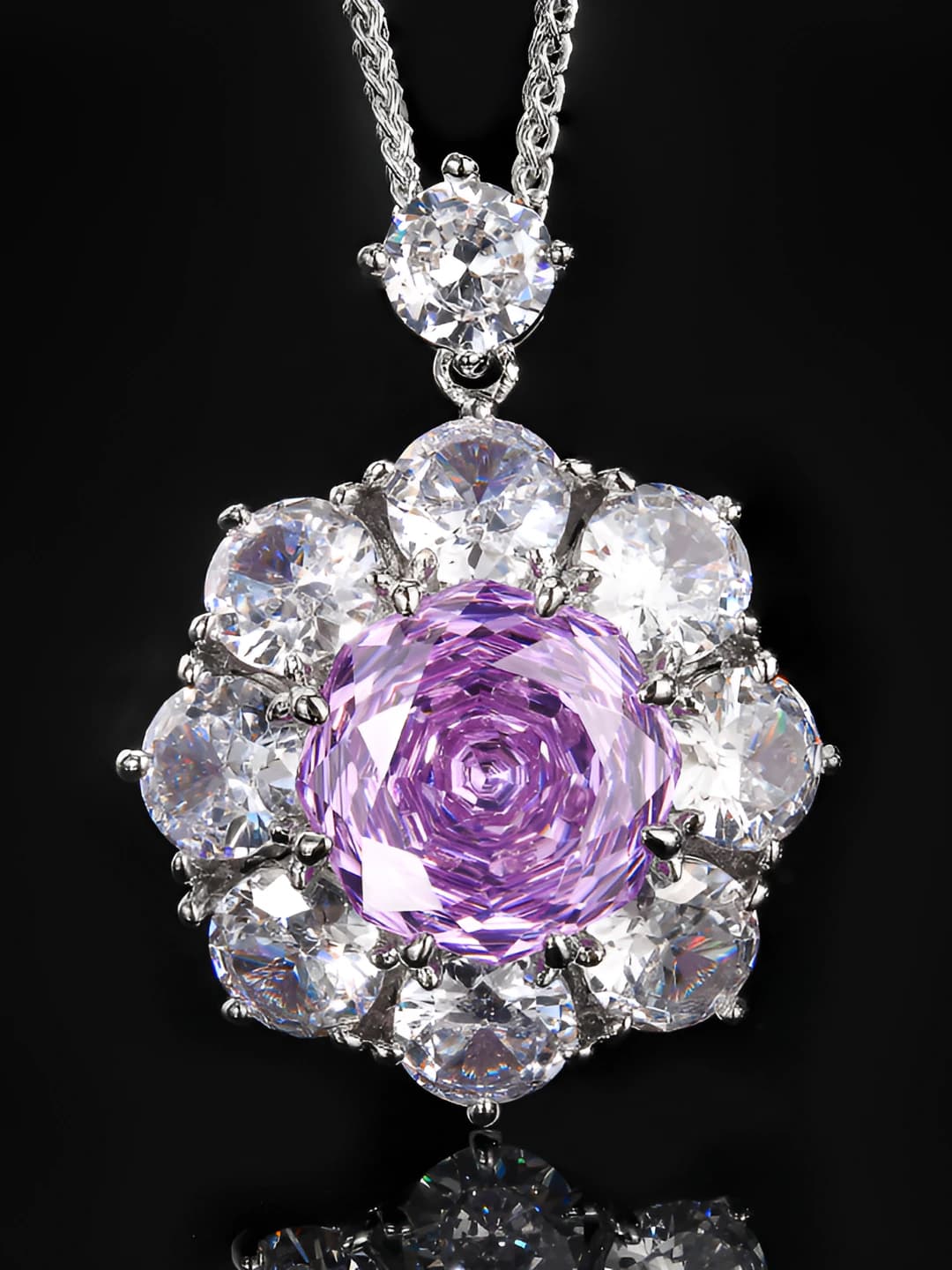 Violet pendant with chain