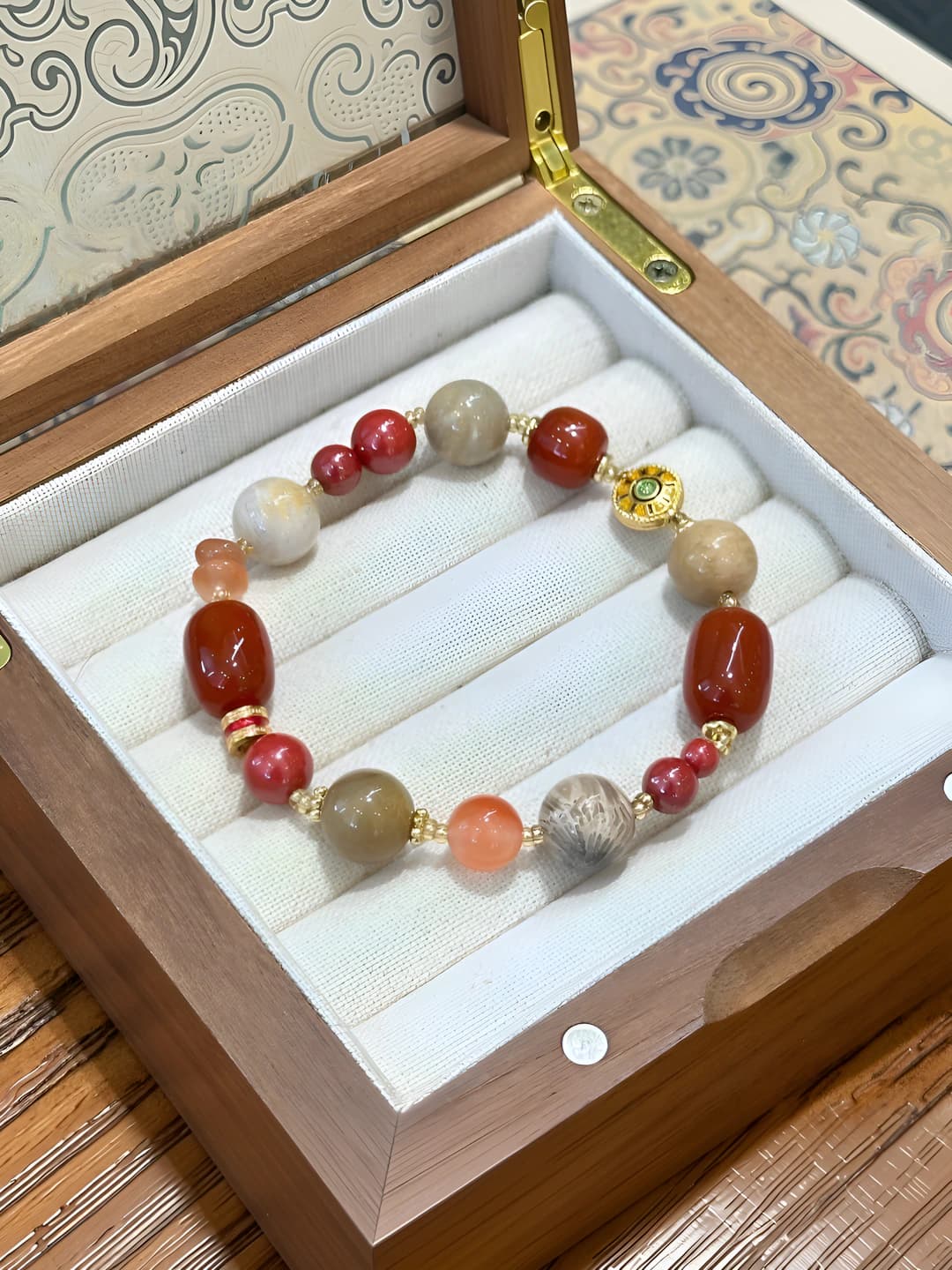 Women's multi-stone bracelet with south red agate, cinnabar and coral, Chinese style