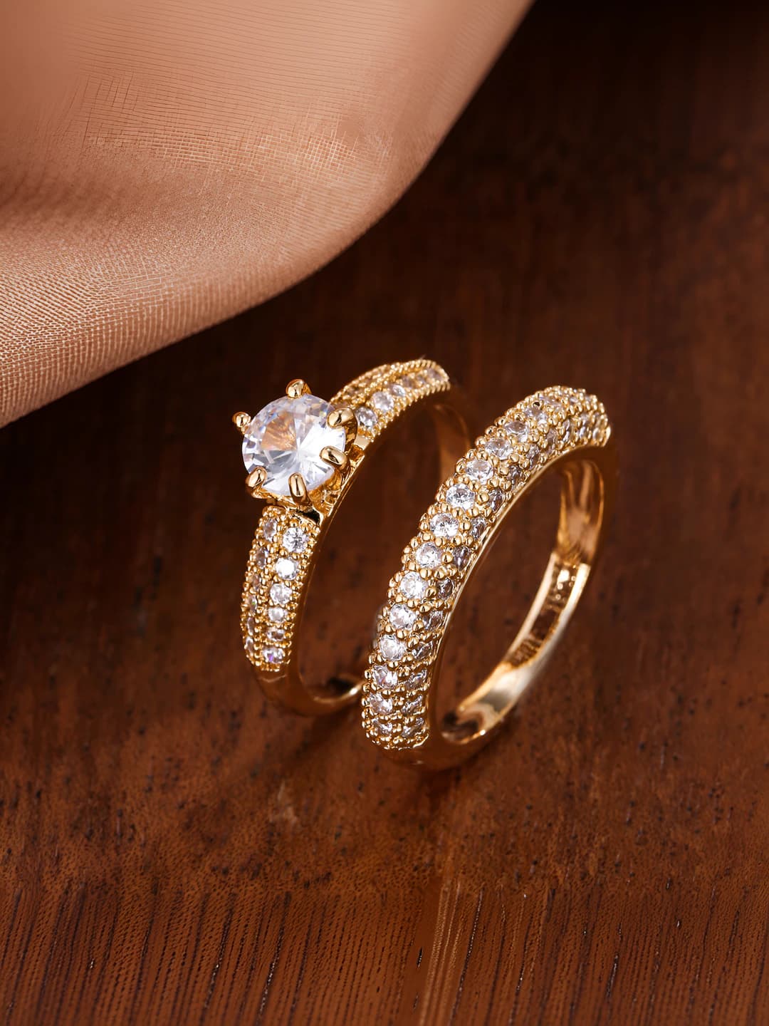 Korean style couple rings with rhinestones and diamonds, geometric shape, minimalist style, for men and women