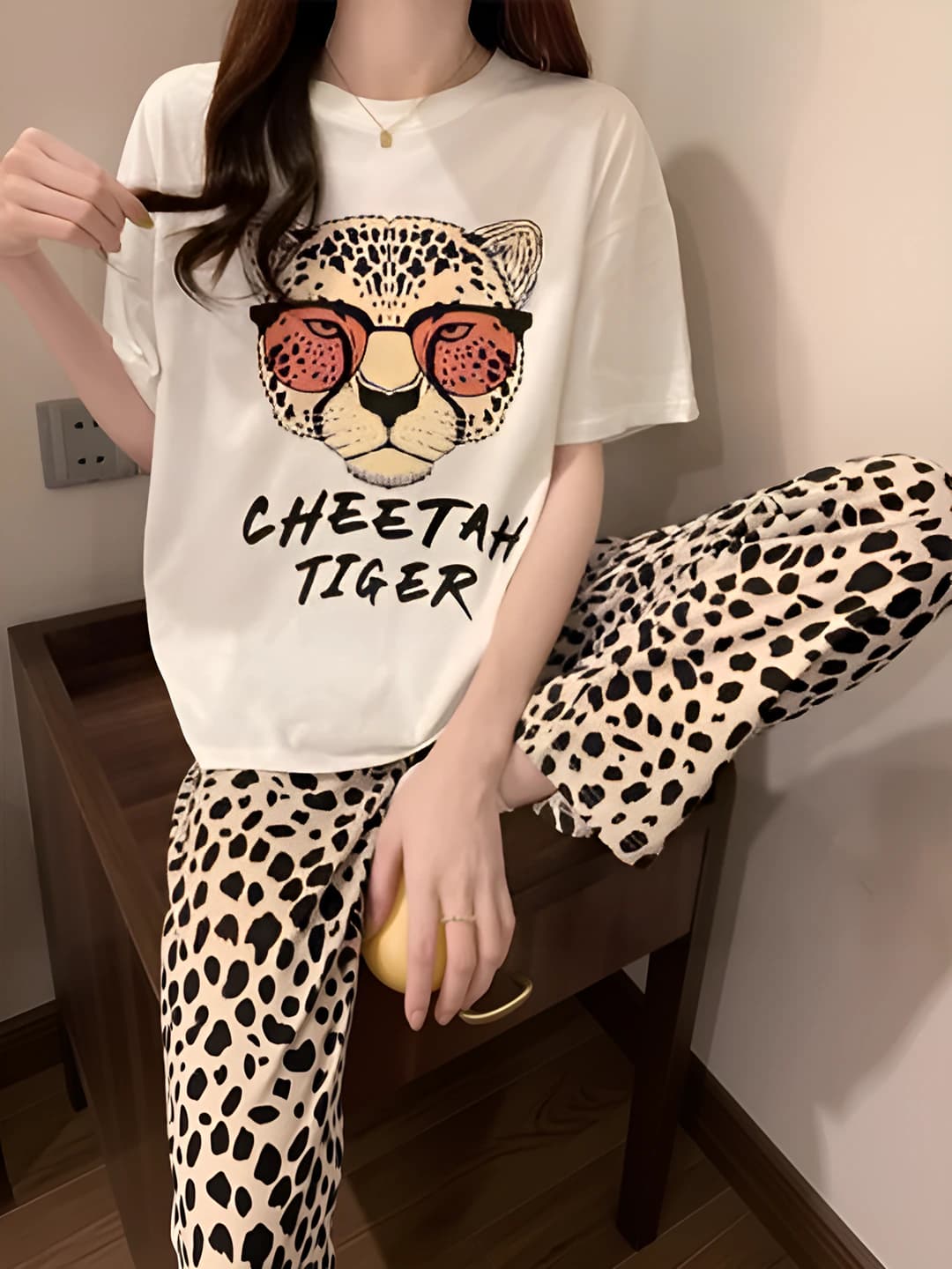 CP Ko'zoynakli leopard