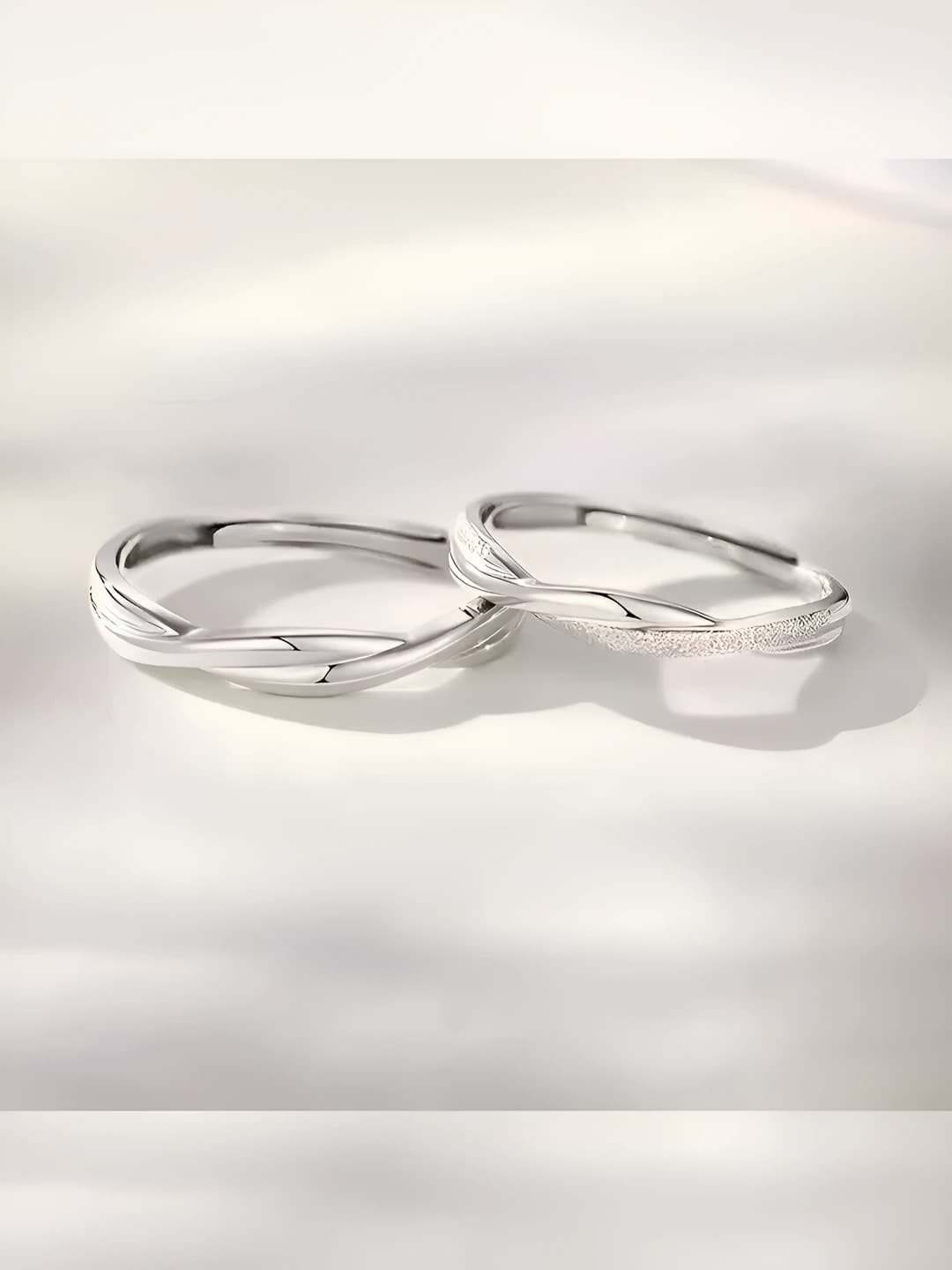 Möbius ring (women's)