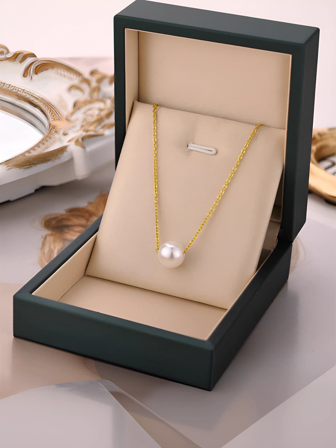 8978-Gold