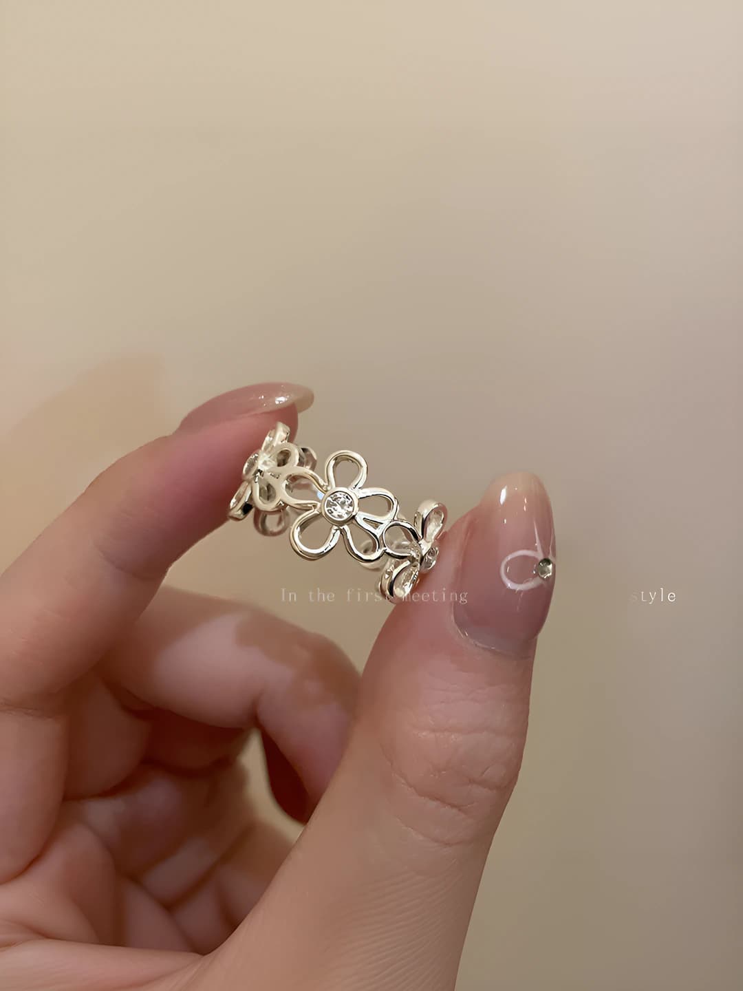 M137 Summer floral open ring