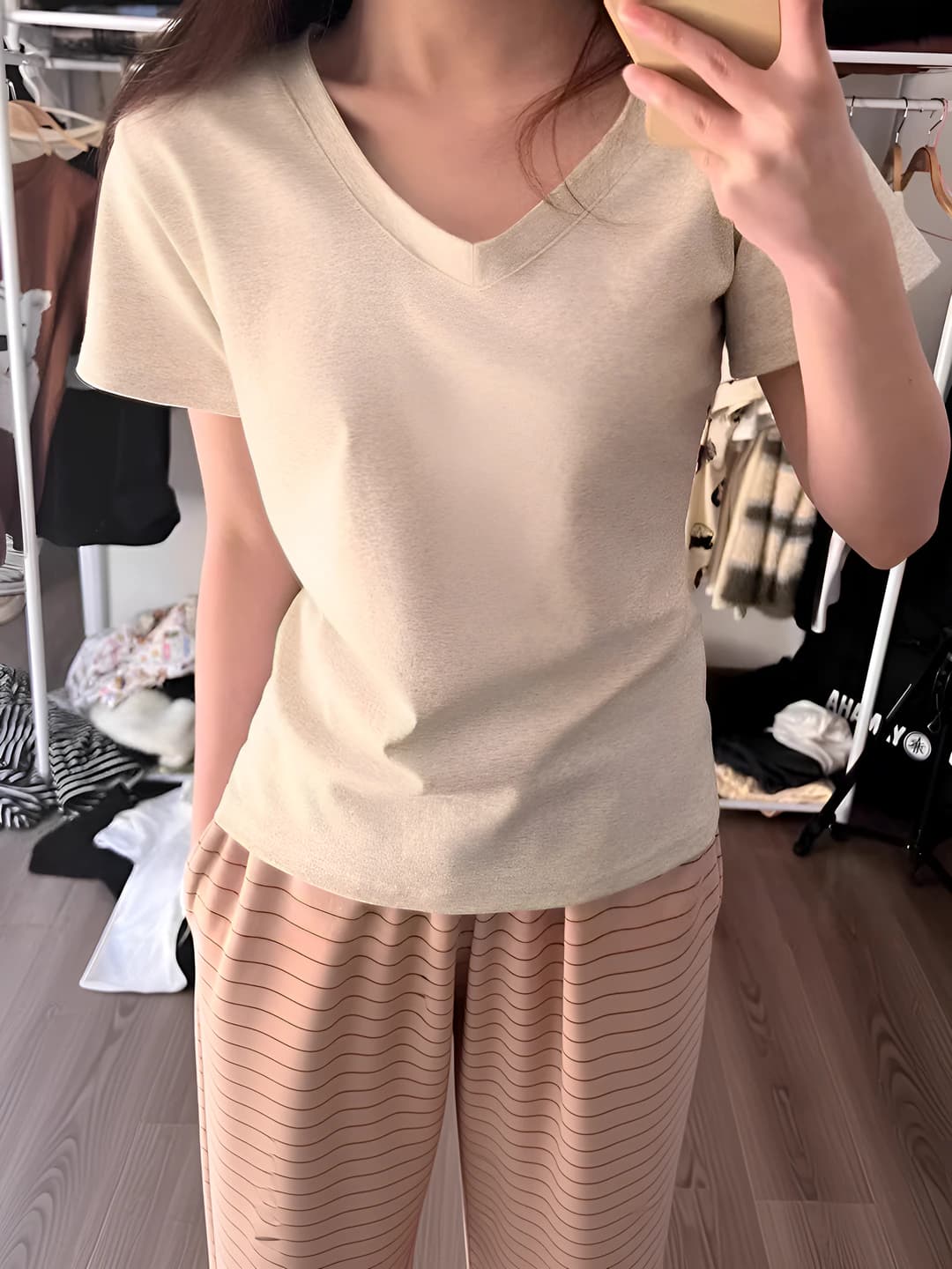 Women's V-neck slim fit slimming short sleeve t-shirt