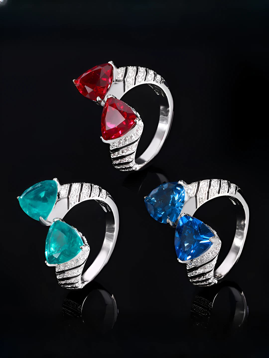 Women's 2026 retro style geometric ring with zircon and simulated colored stones, brass with gold plating