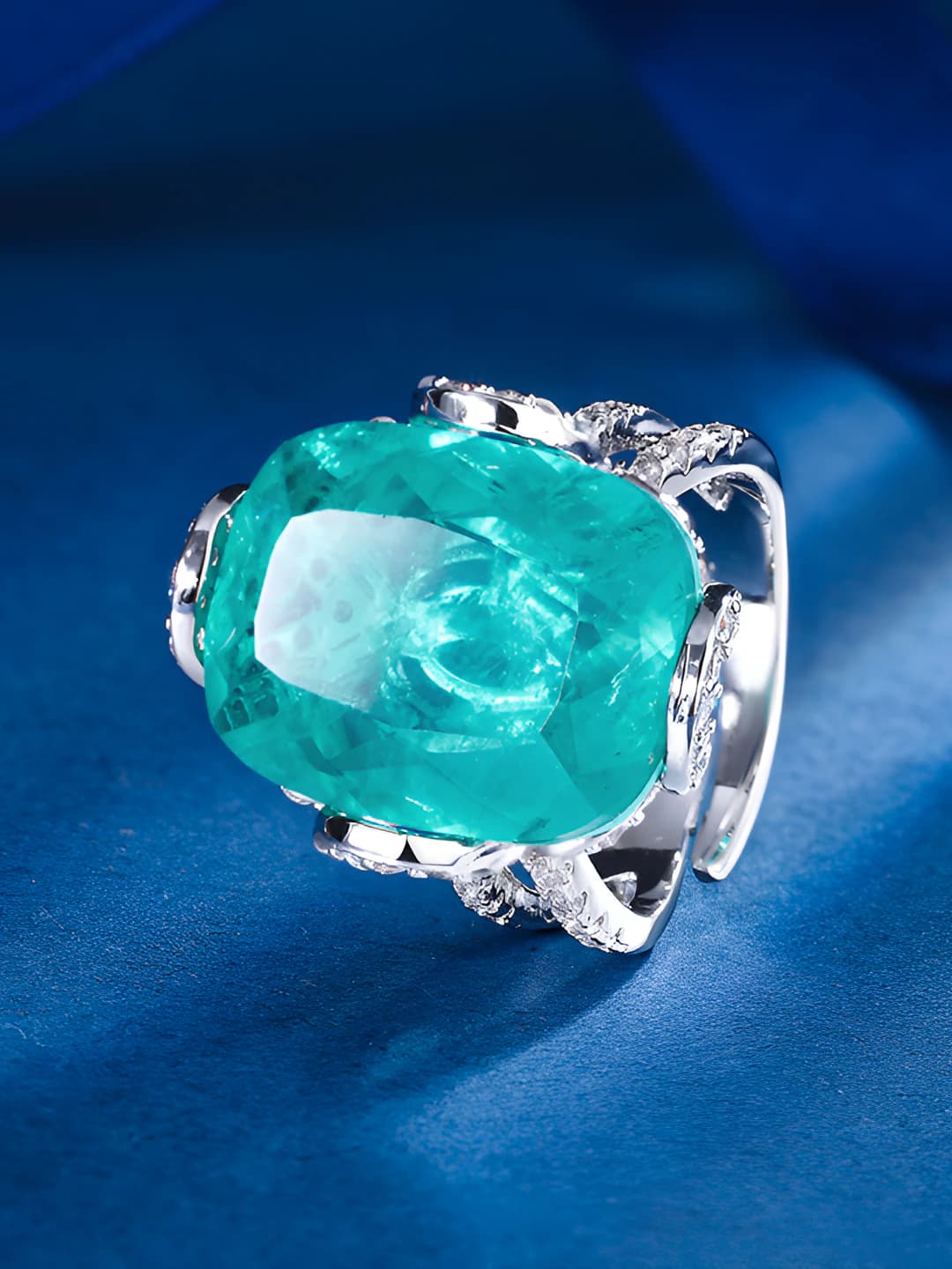 Emerald ring