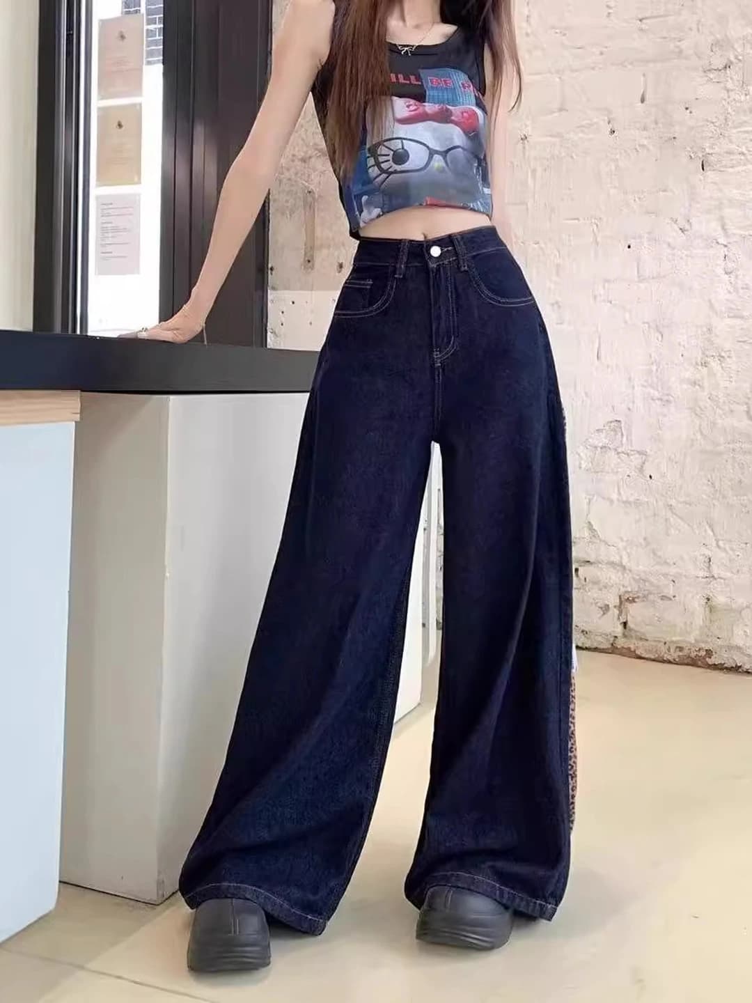 Ayollar uchun retro keng va klesh jinsi shim, baland bel, to'g'ri kesim, bo'sh (oversize) fit, nozik ko'rsatadigan, uzun shim, past bo'ylilar uchun, dazmol talab qilmaydi