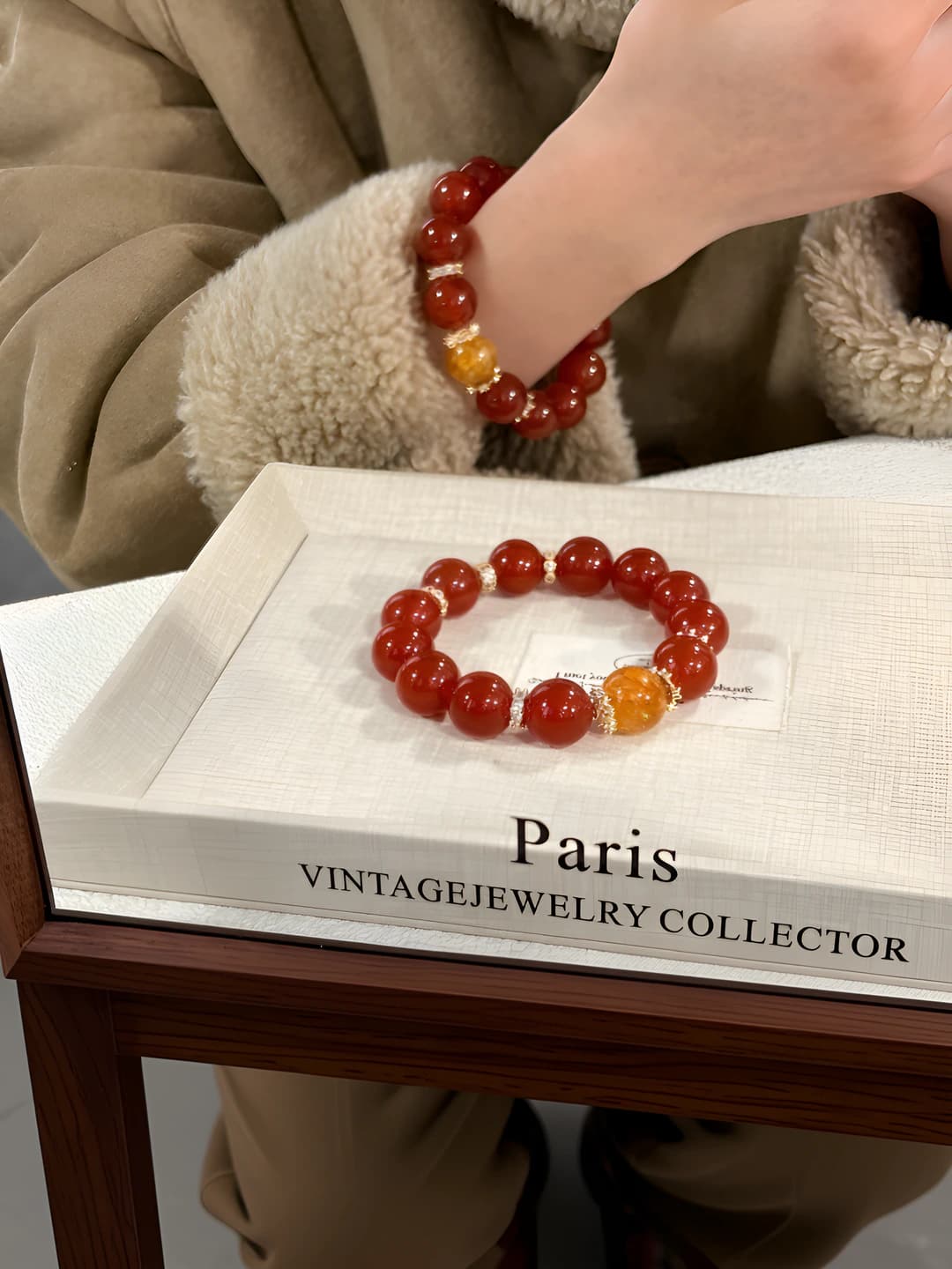 Women's natural crystal and red agate bracelet with 16 round beads, 10-12 mm