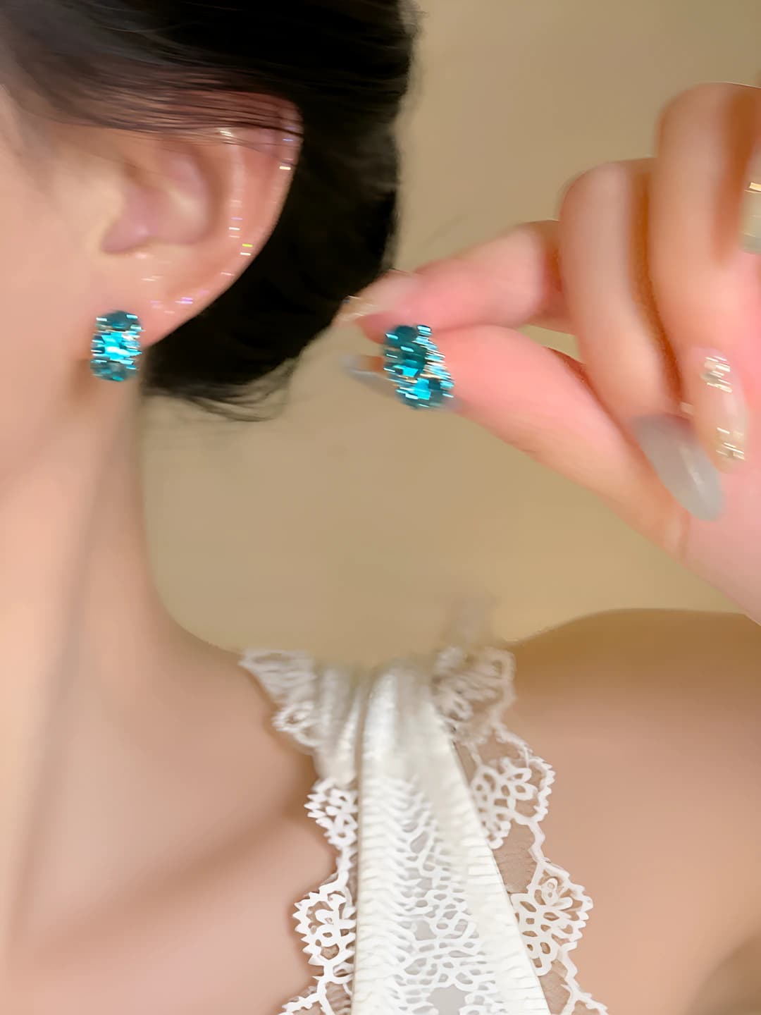 Women's blue zircon stud earrings, 2026, geometric design, 925 silver post, electroplating