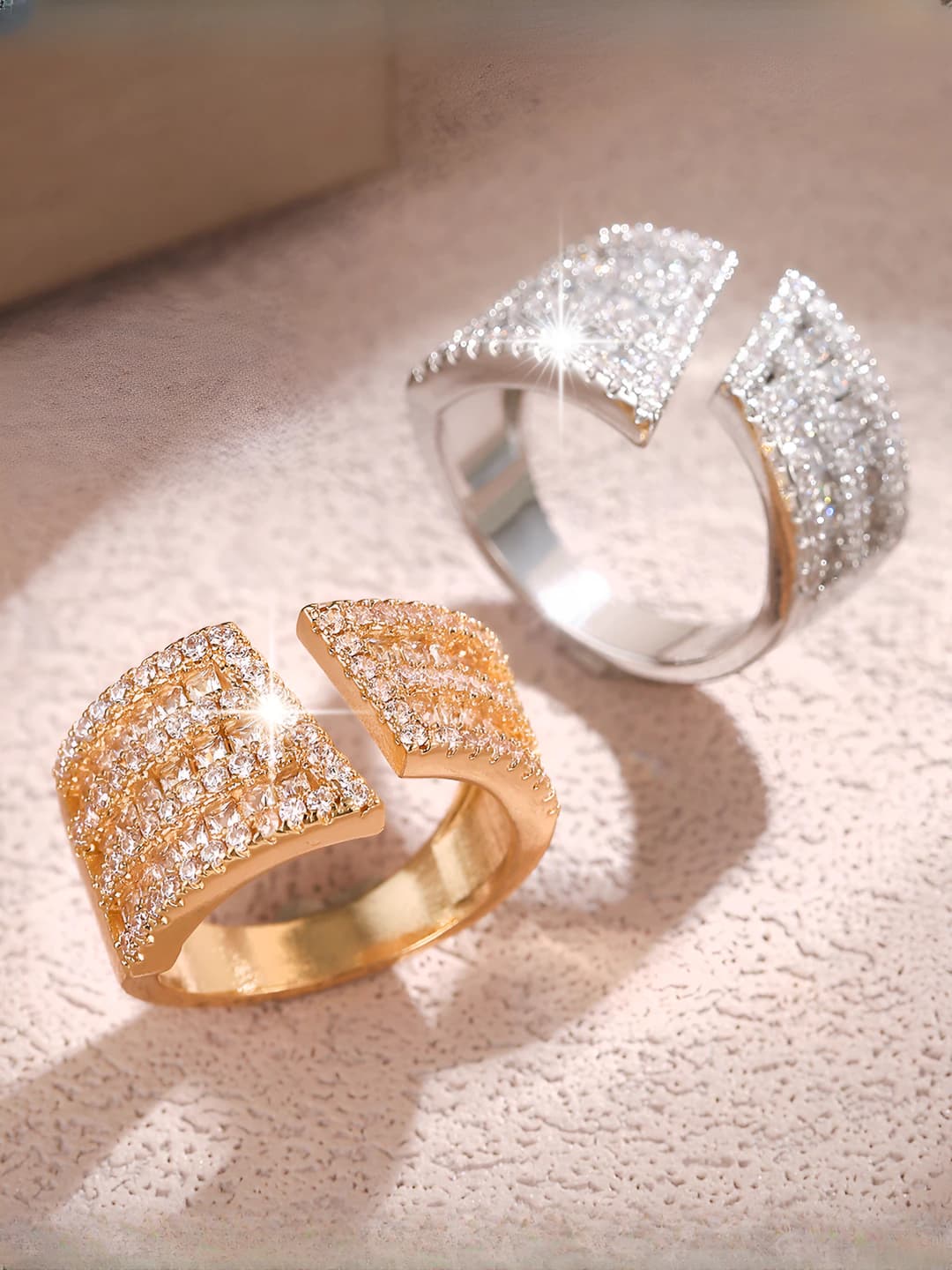 Women's adjustable open ring with zircon, geometric shape