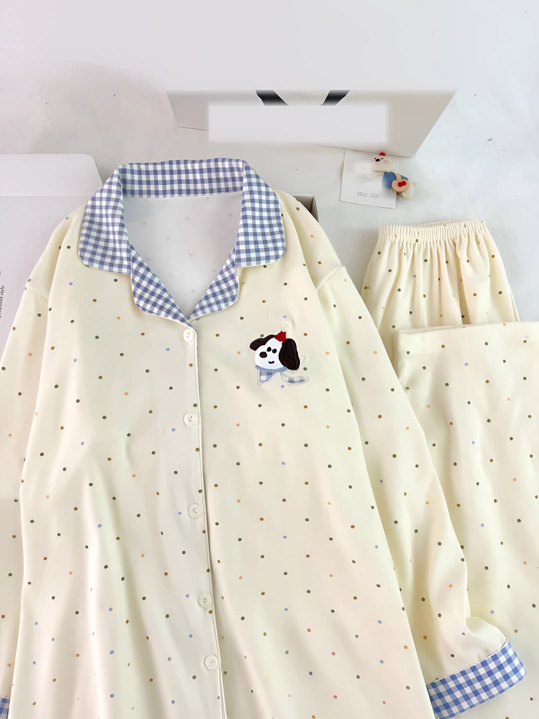 Blue polka dot dog