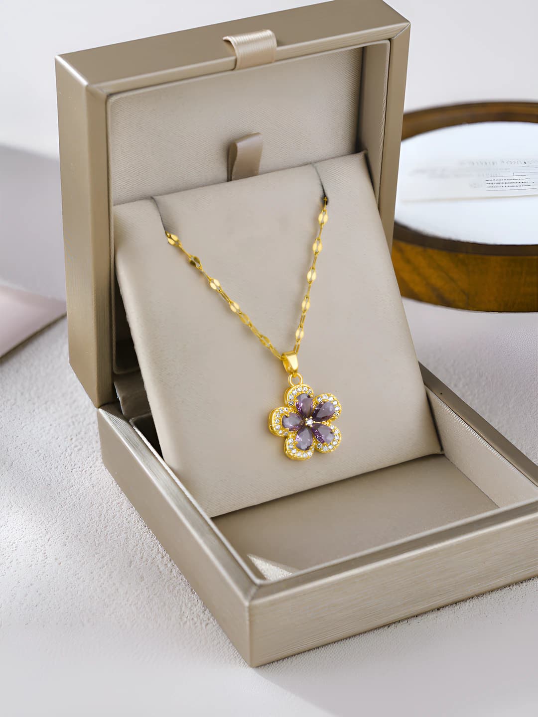 1085-Gold purple