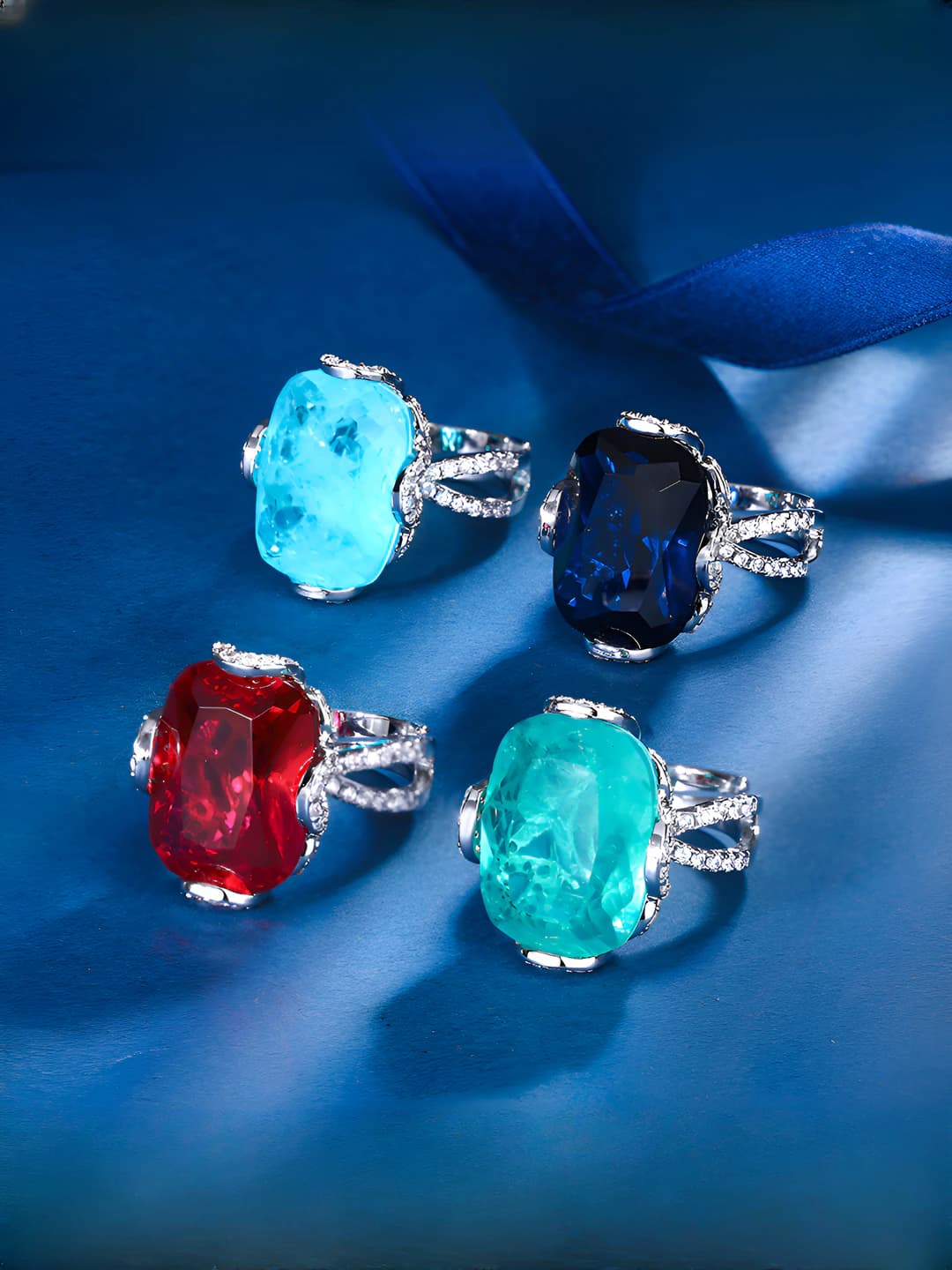 Women's 2026 retro style geometric ring, gold-plated copper, with artificial colored gemstones and corundum, rectangular
