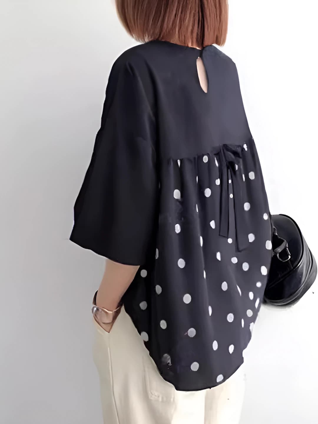 Women's loose fit top 2026 spring-summer crew neck, mid-sleeve, back cutout, button closure, solid colour