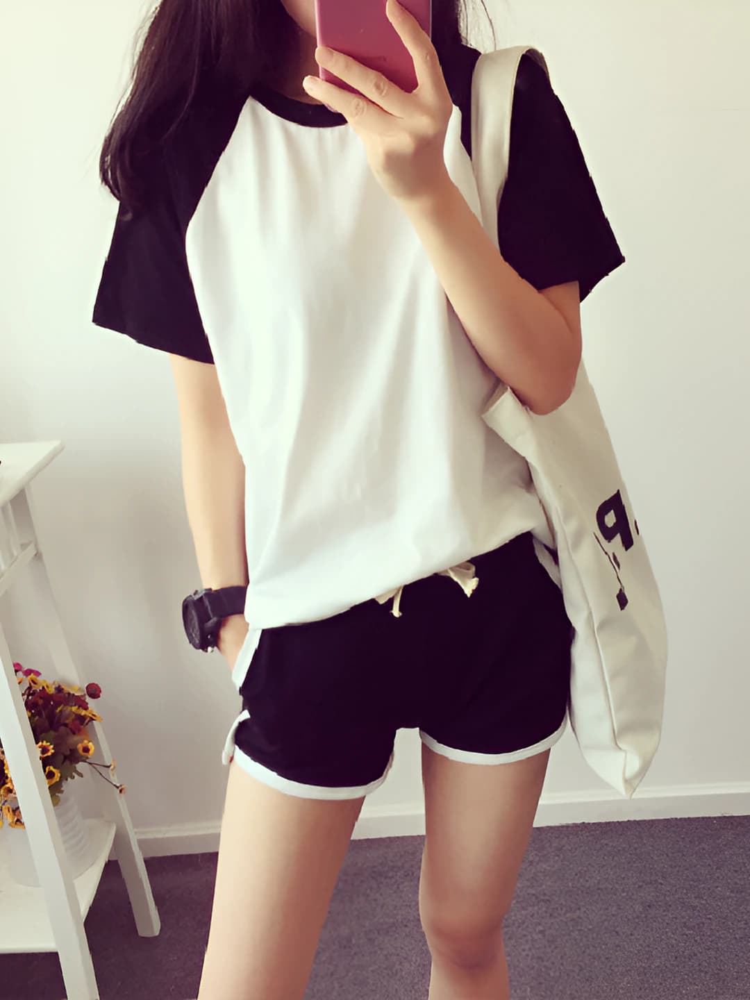 Ayollar uchun kundalik ikki qismli to'plam: POLO yoqali raglan yengli futbolka va qisqa short