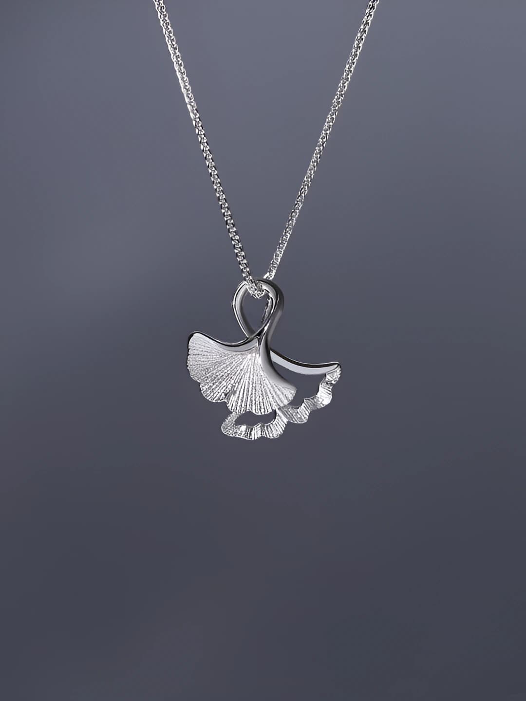 Women's summer collarbone chain: simple design, non-fading, light luxury, exclusive