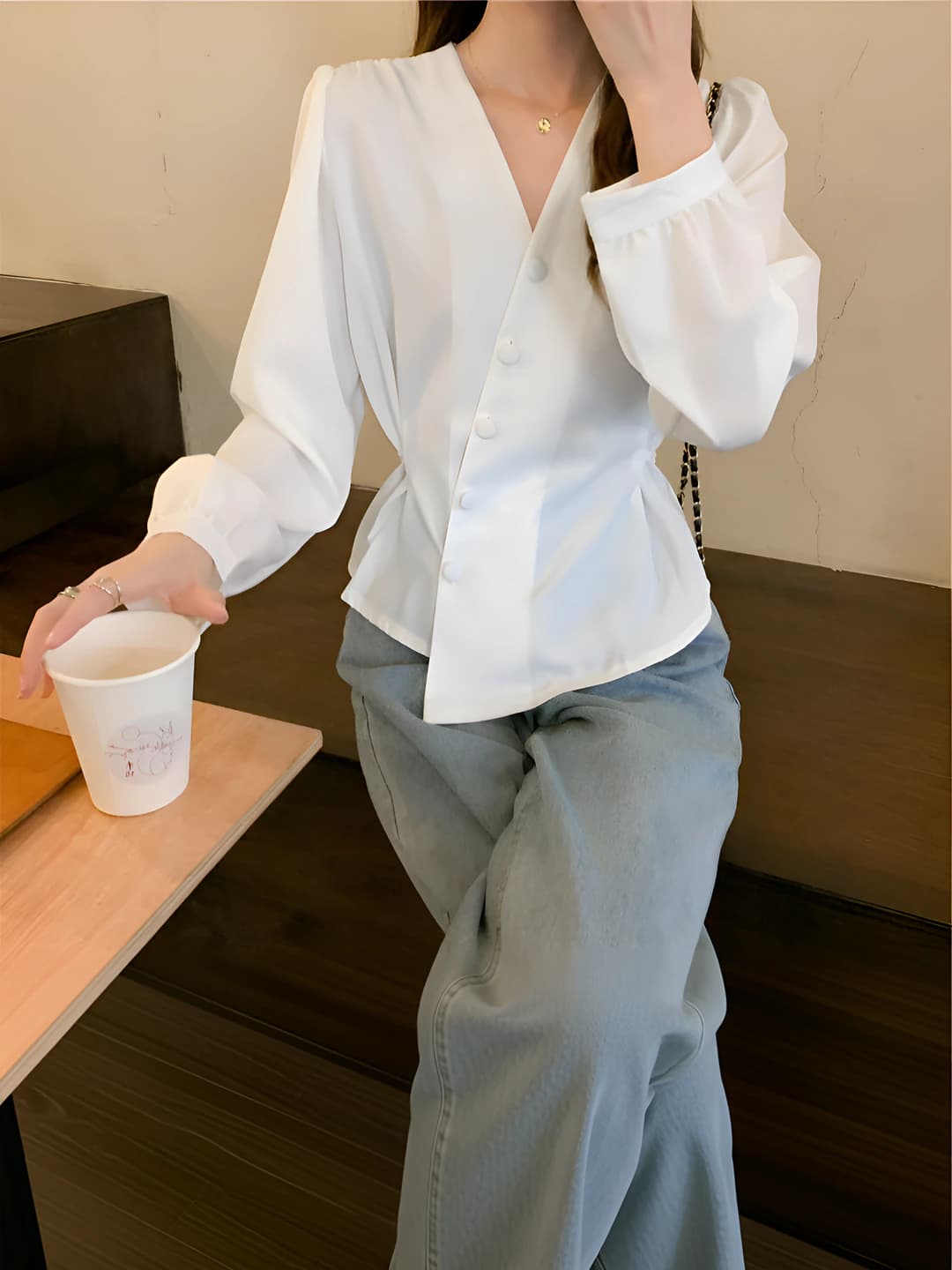White (with lining)