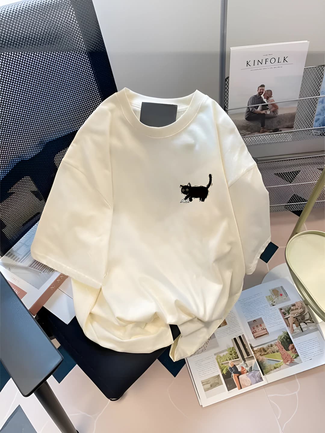 Apricot, paper cat