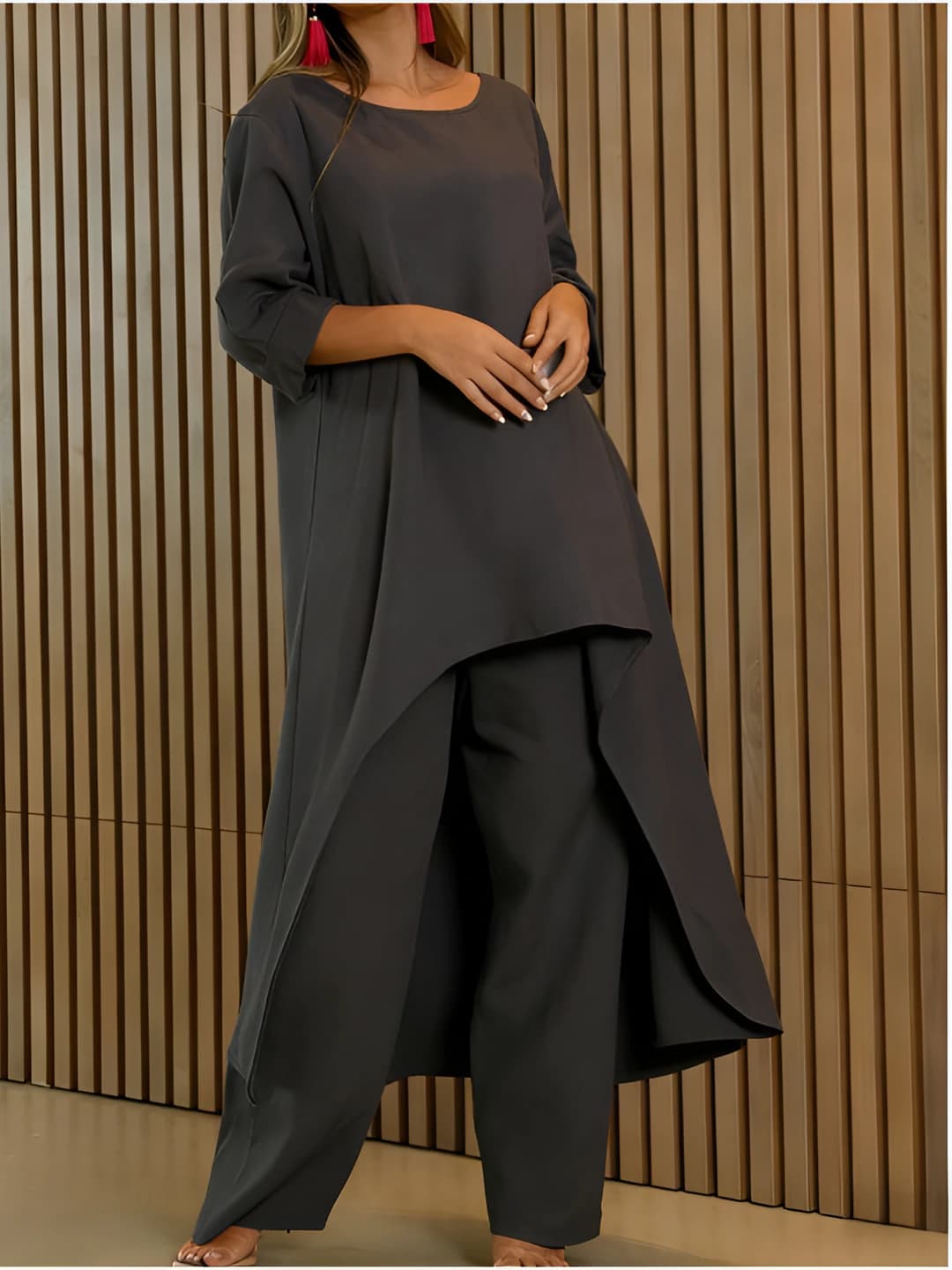 Women's Korean style sports casual set: short sleeve t-shirt and trousers, plus size, all-season