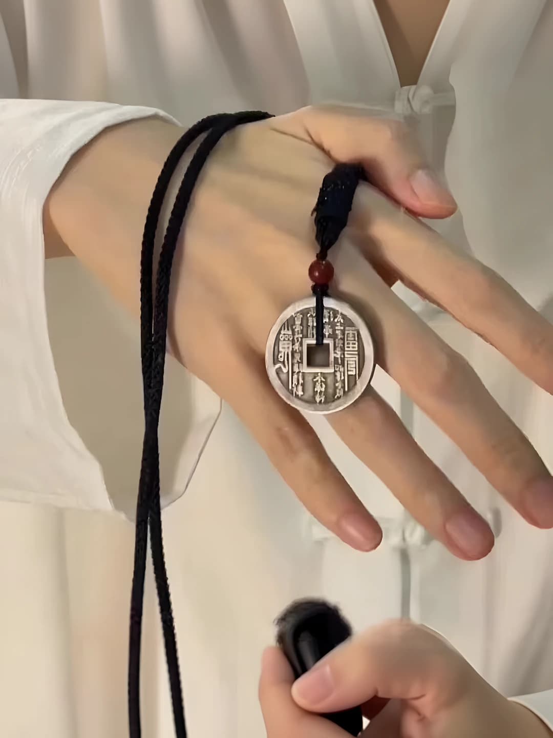 Retro necklace with safety ring design element in new Chinese style for women and men