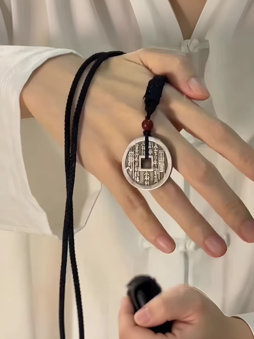 Retro necklace with safety ring design element in new Chinese style for women and men