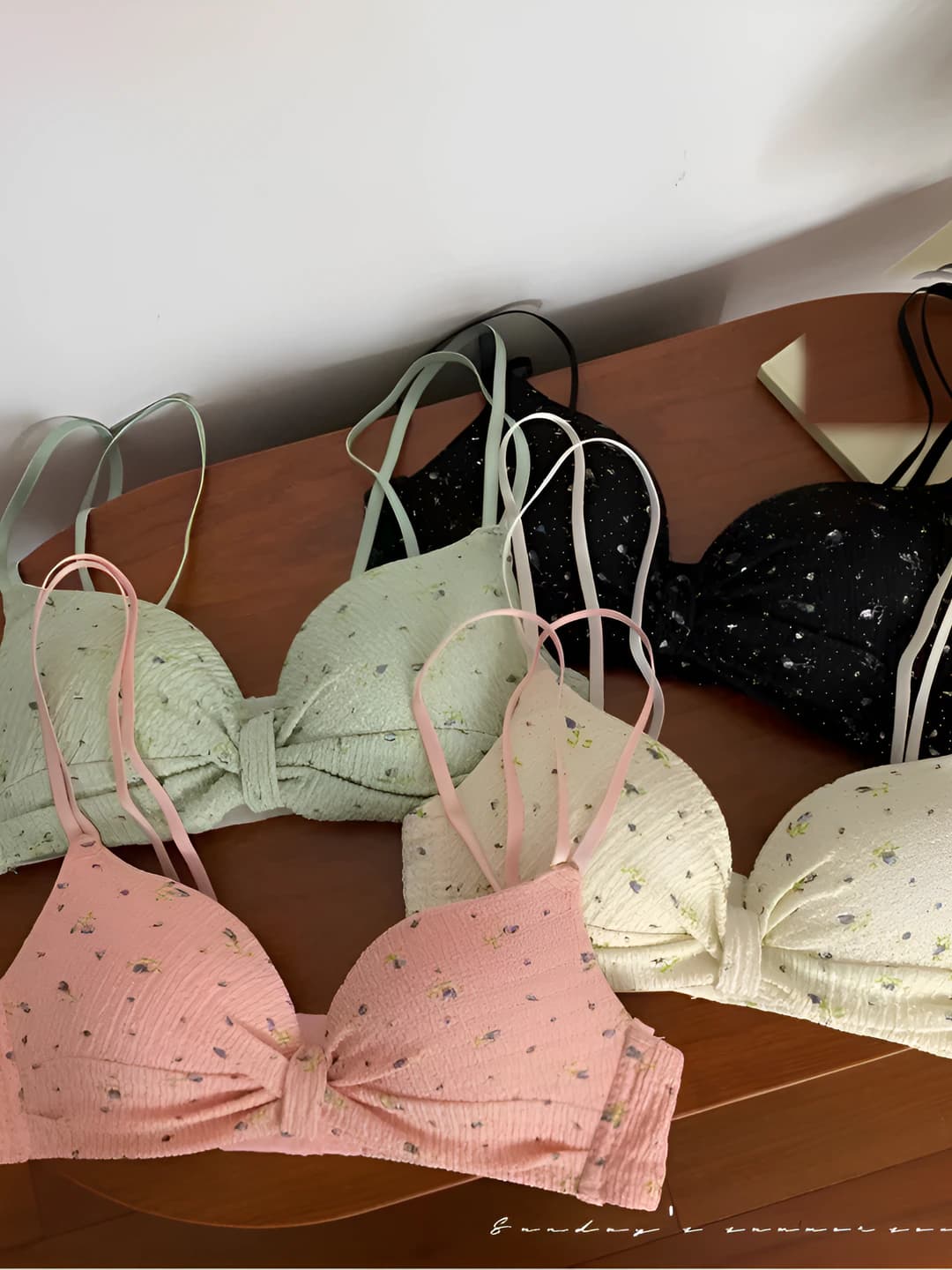 Women's floral ruffled bow bra and briefs set: push-up, lifting, beautiful back, comfortable, all-season