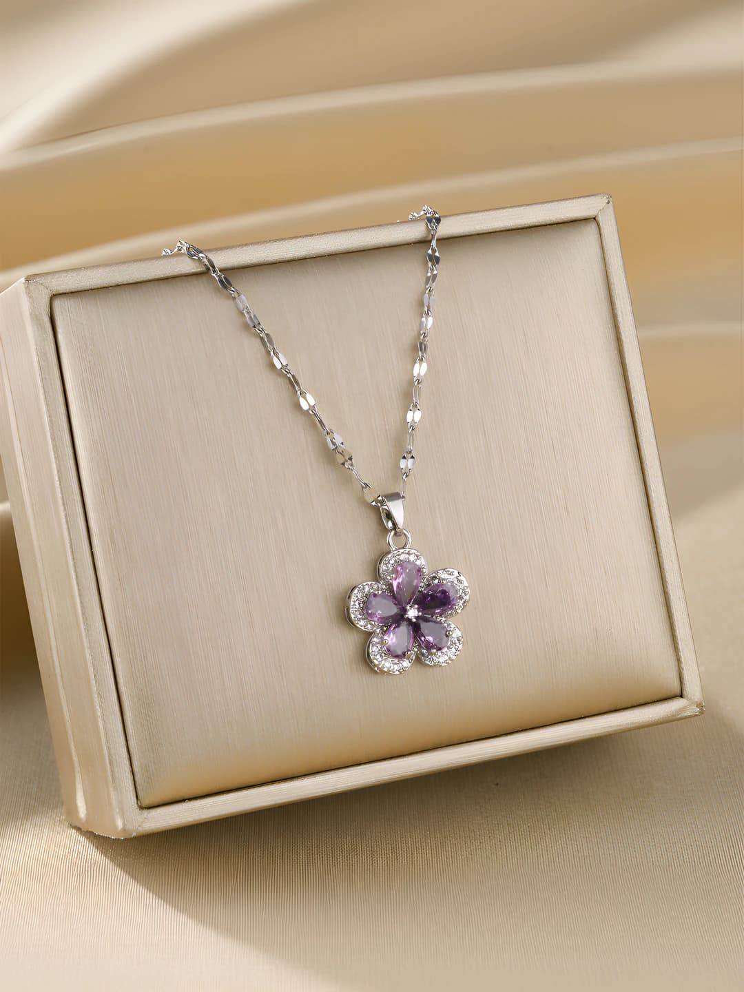 1085-Silver purple