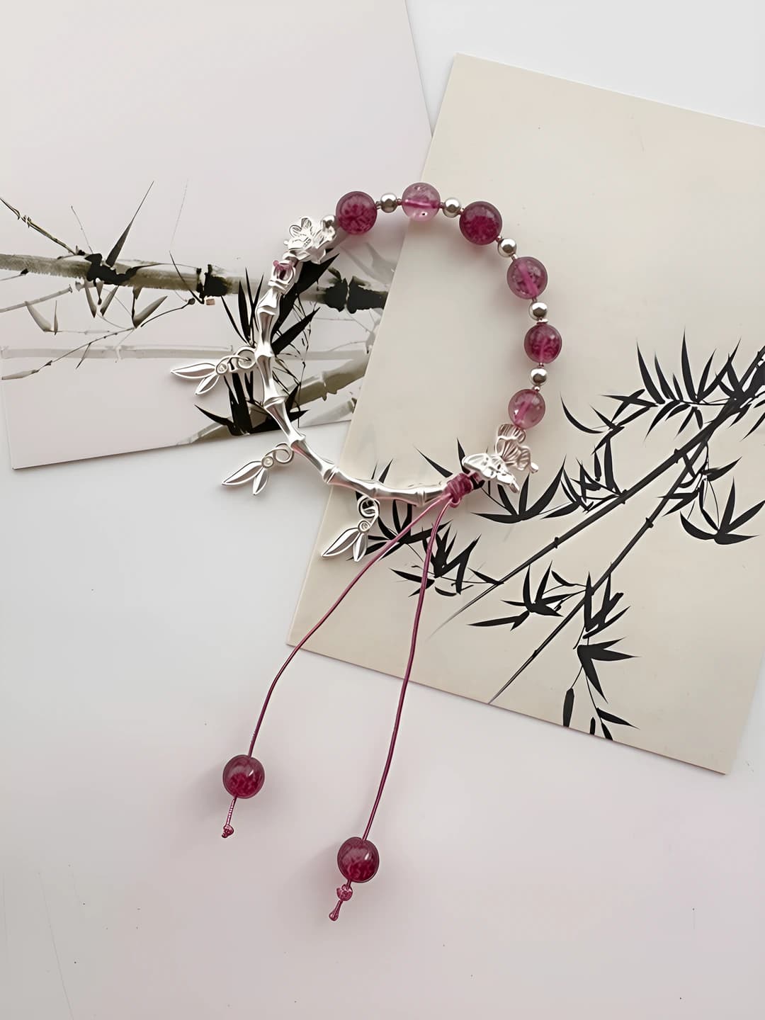 M831 Strawberry quartz half bracelet