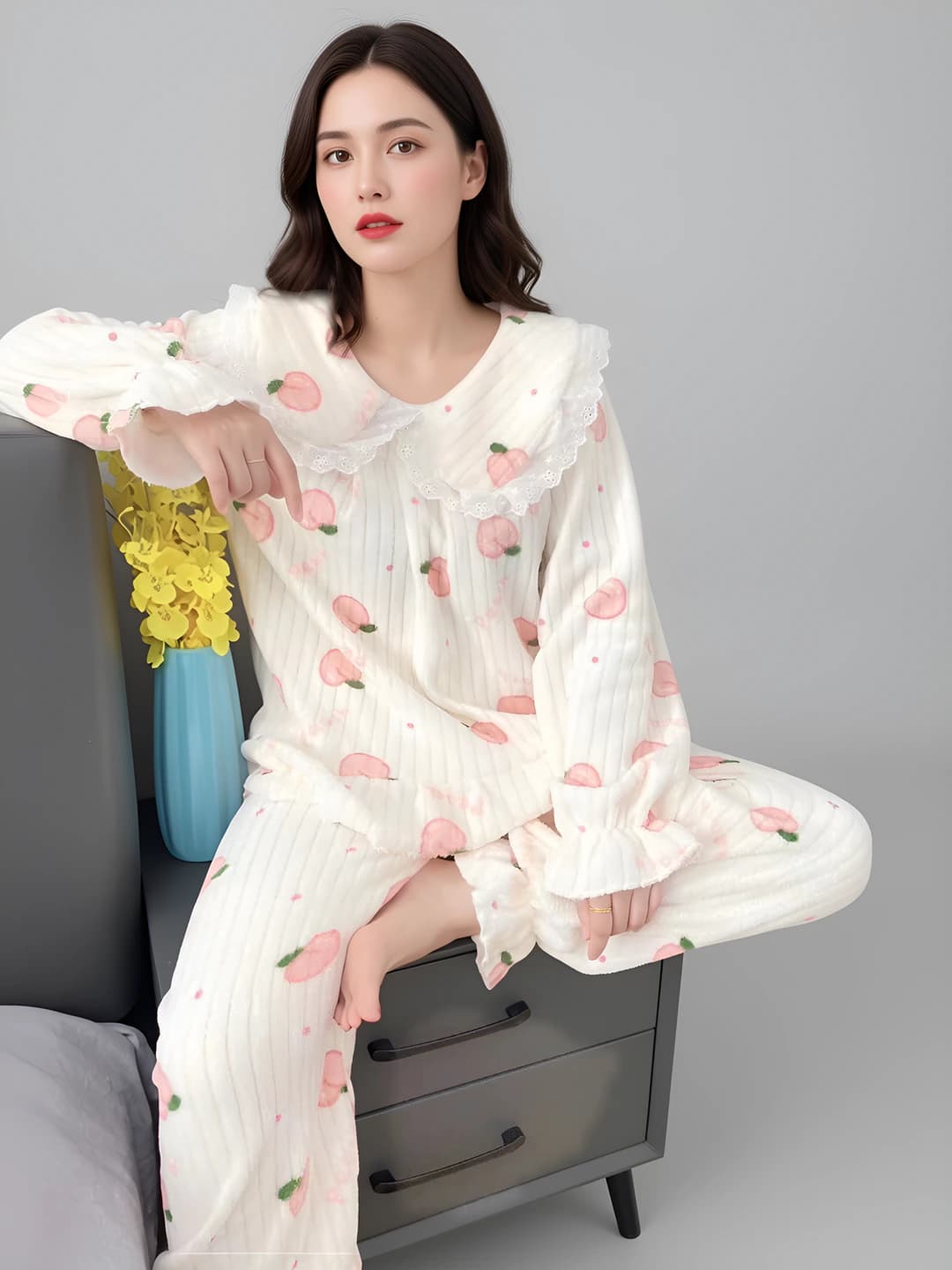 Frosted Peach Blossom (beige)