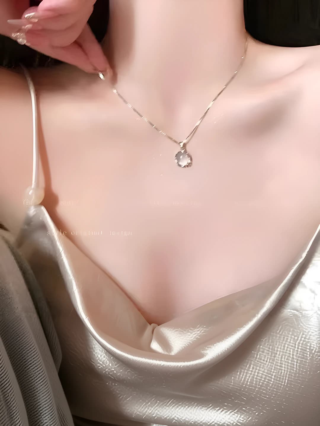 Women's round double-sided blue ins style collarbone chain necklace
