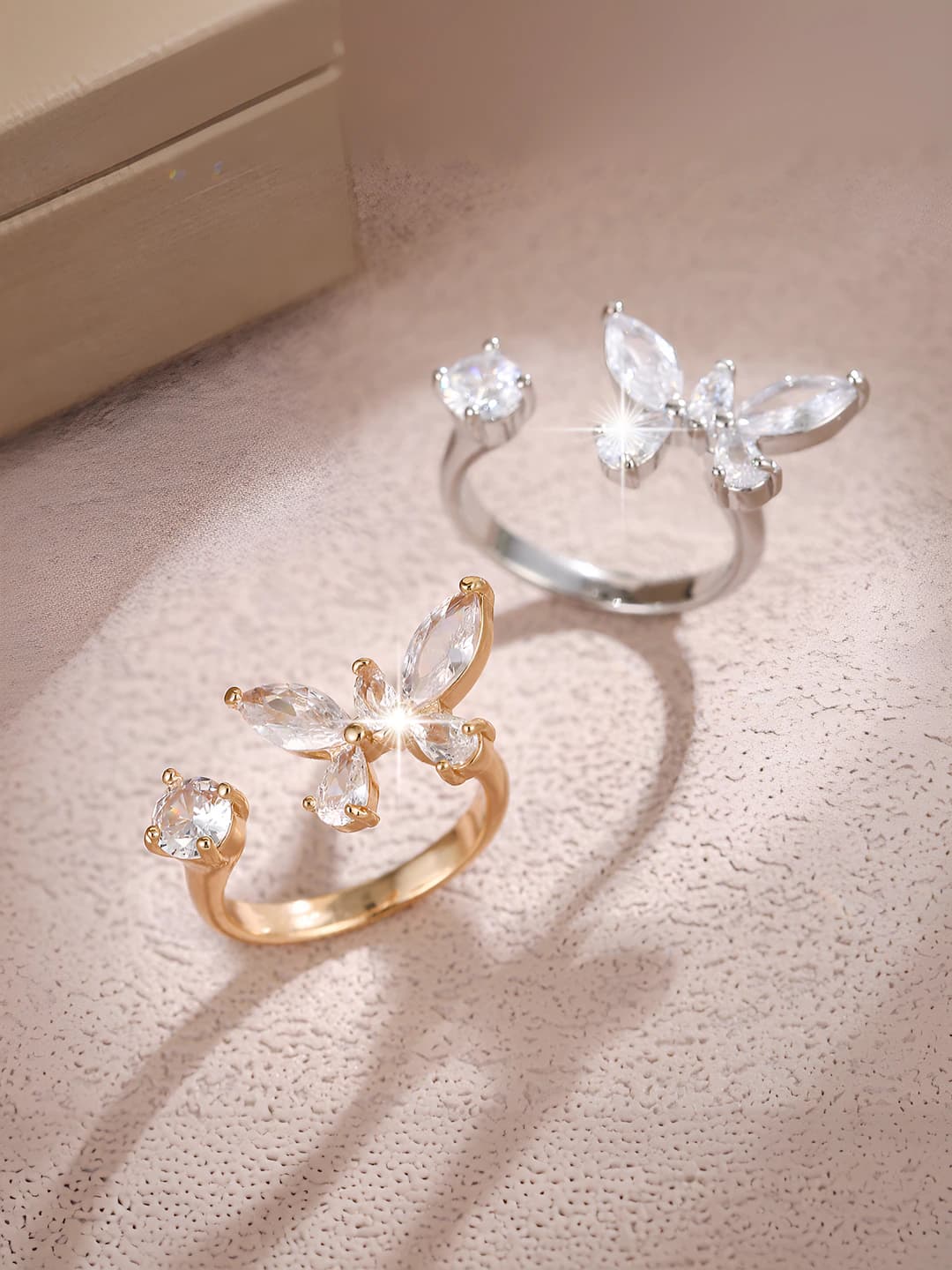 Open ring for women: copper, electroplating, synthetic zircon, butterfly design element, elegant style