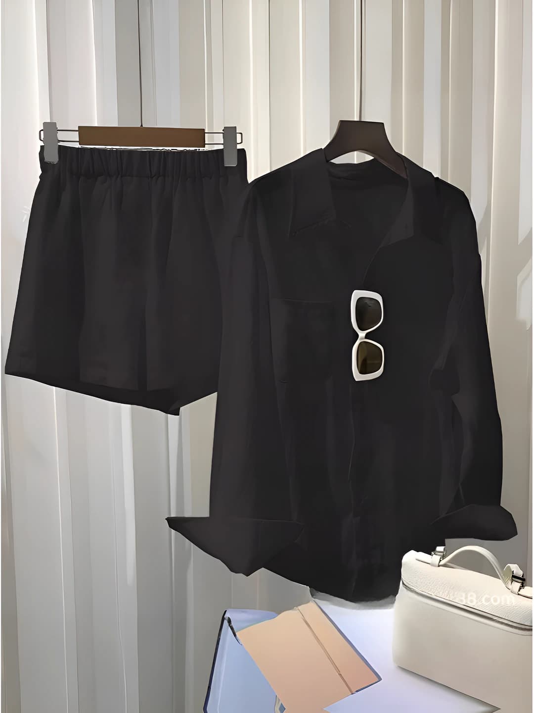 Black set