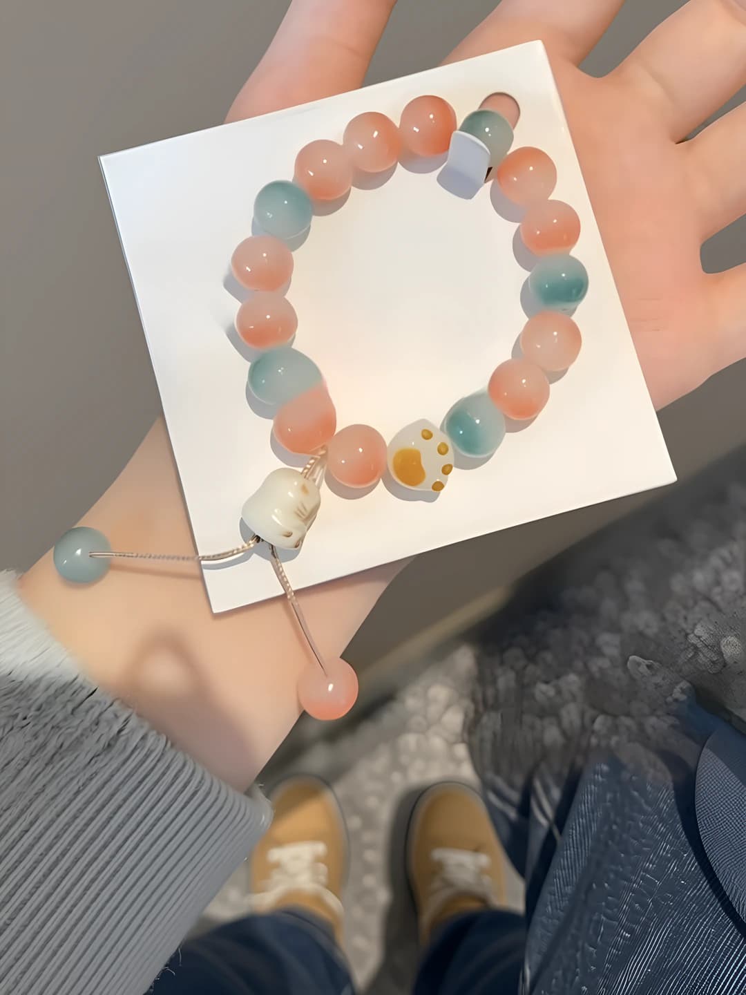 M169 Cloud smoke cat paw bracelet