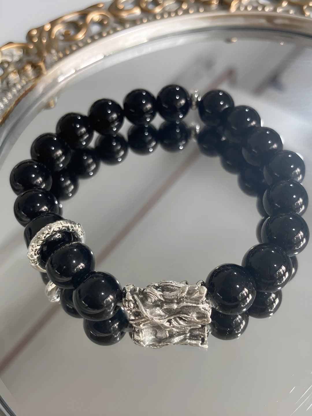 Dragon luck bracelet, Classic variant