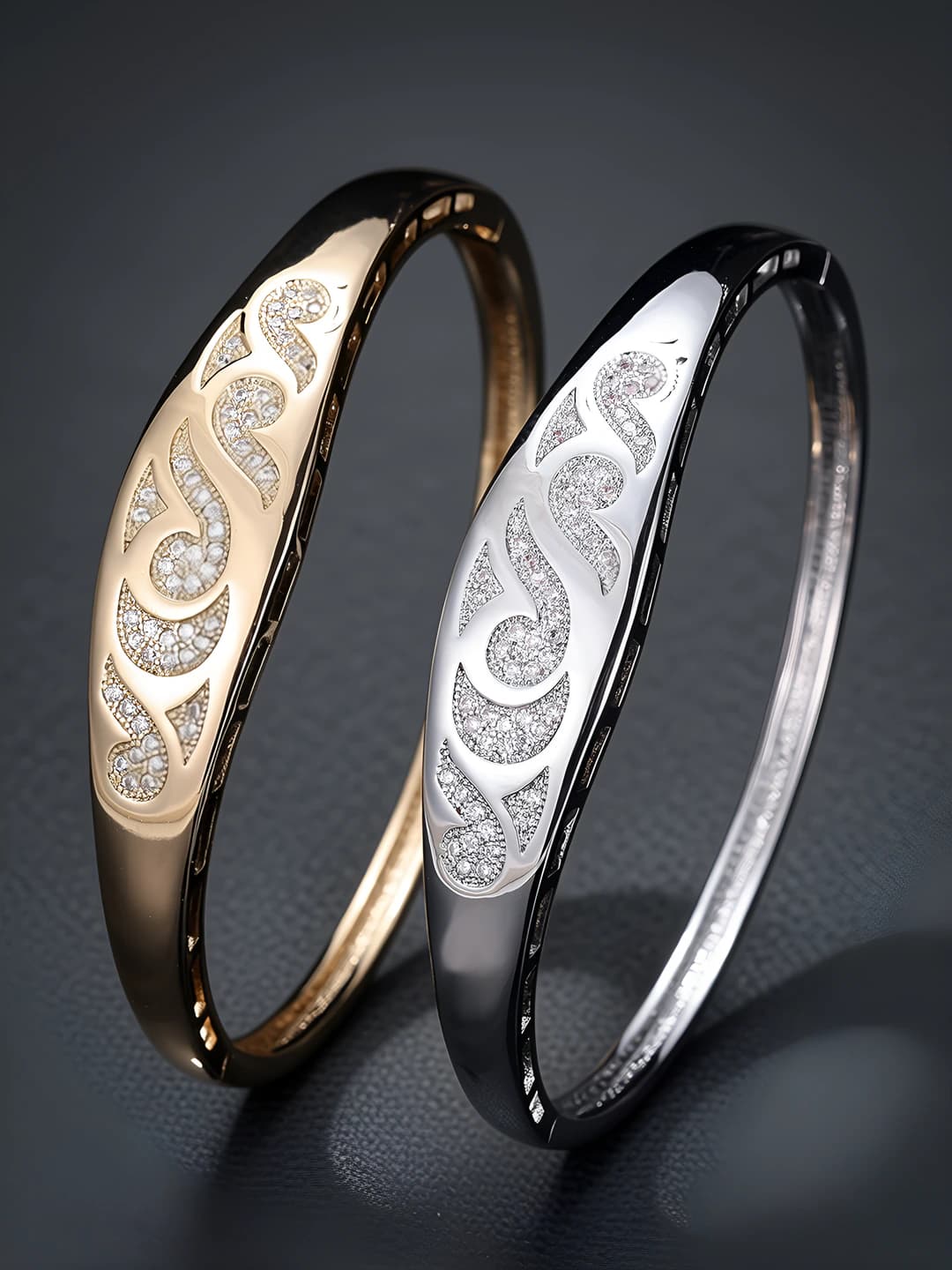 Ayollar uchun retro uslubdagi oqsoq dizaynli, geometrik chiziqli, zirkon birlashtirilgan, oltin qoplamali mis bilet