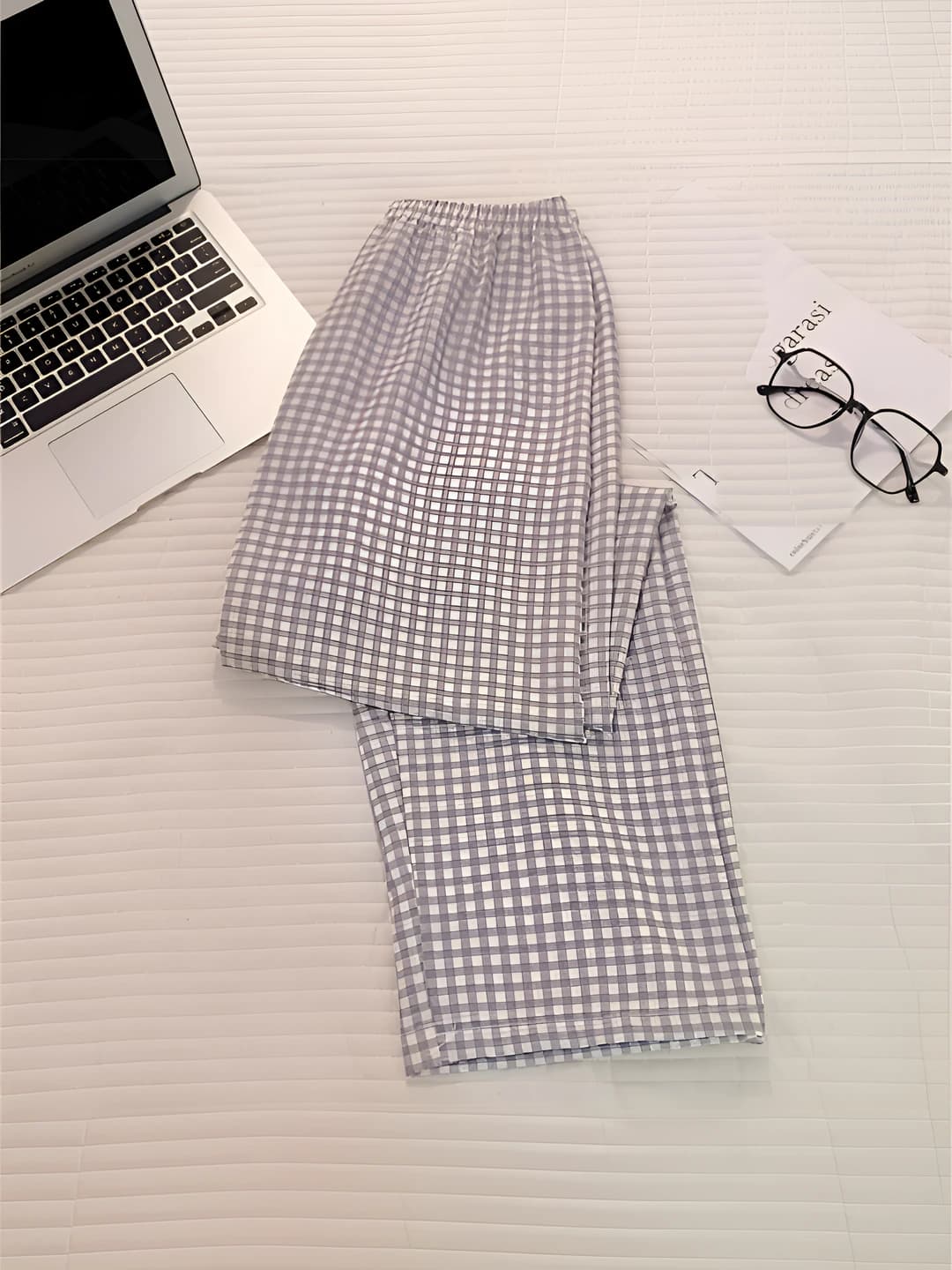 Grey plaid