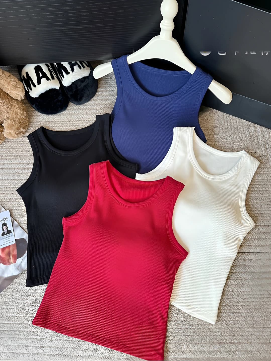 Women's tank top: 90-95% cotton, thick fabric, with pads, for winter, spring, autumn