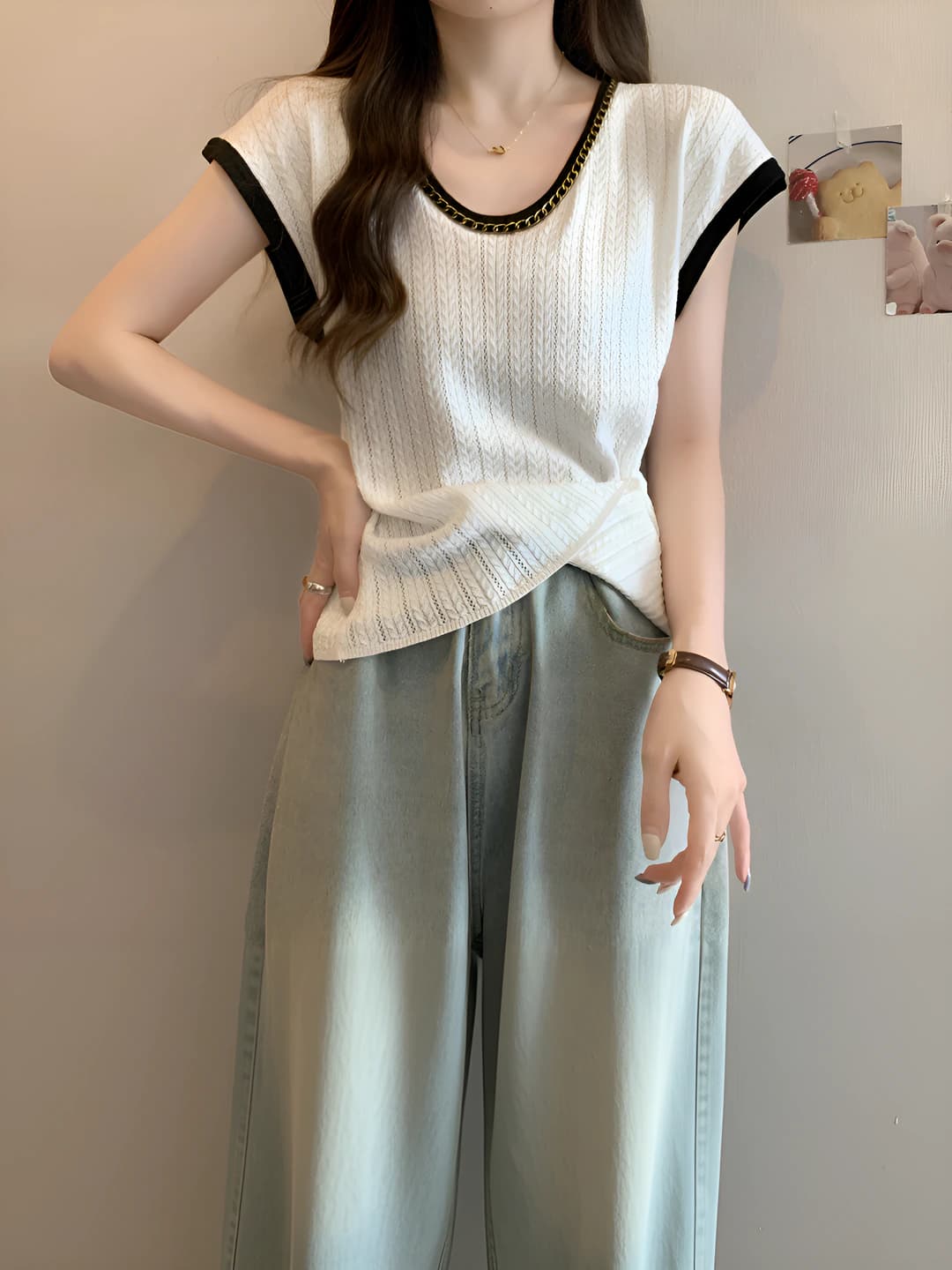 White T-shirt