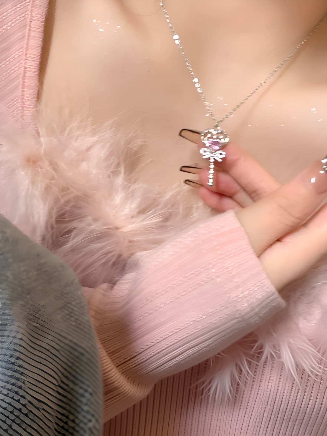 Women's 2026 pink diamond heart music note design element necklace, Japanese-Korean style, elegant and unique look