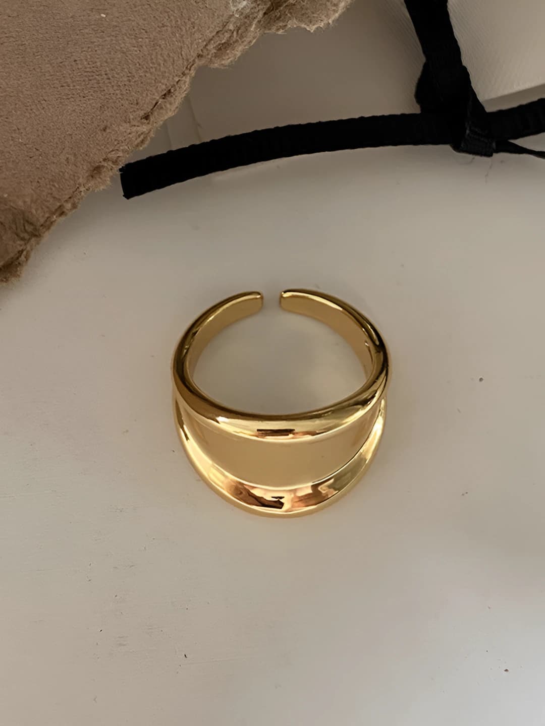 C-184 gold ring