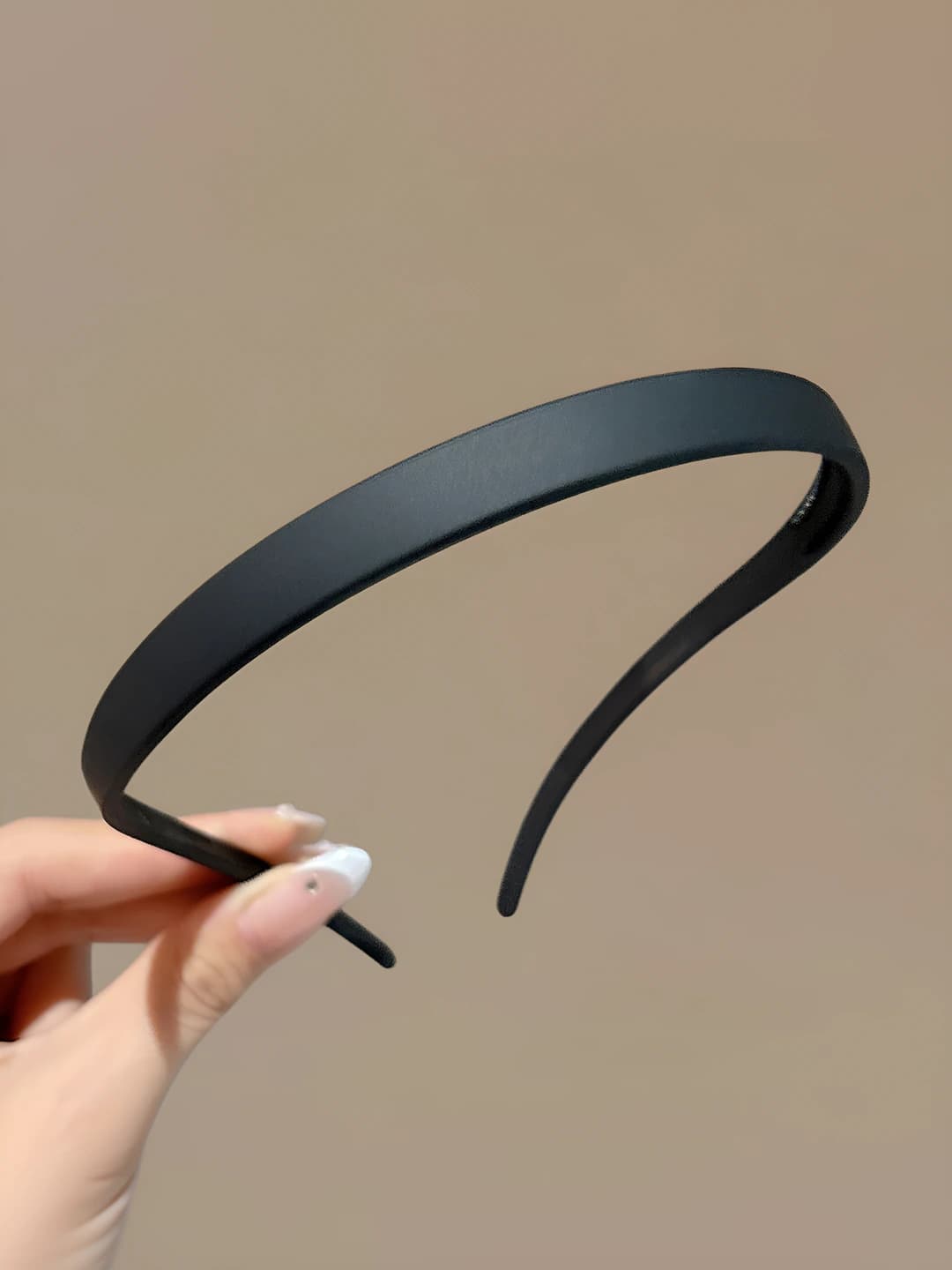 Black glasses shape