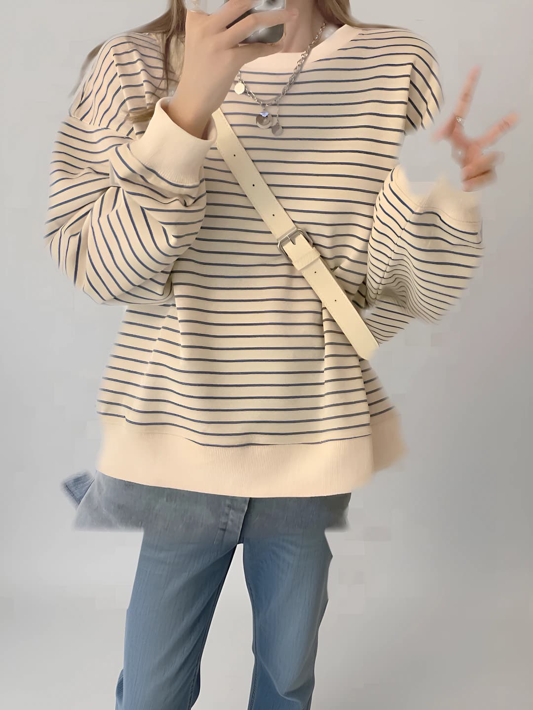 Women's 2026 Korean style striped sweatshirt, crew neck, long sleeve, loose fit, polyester fabric